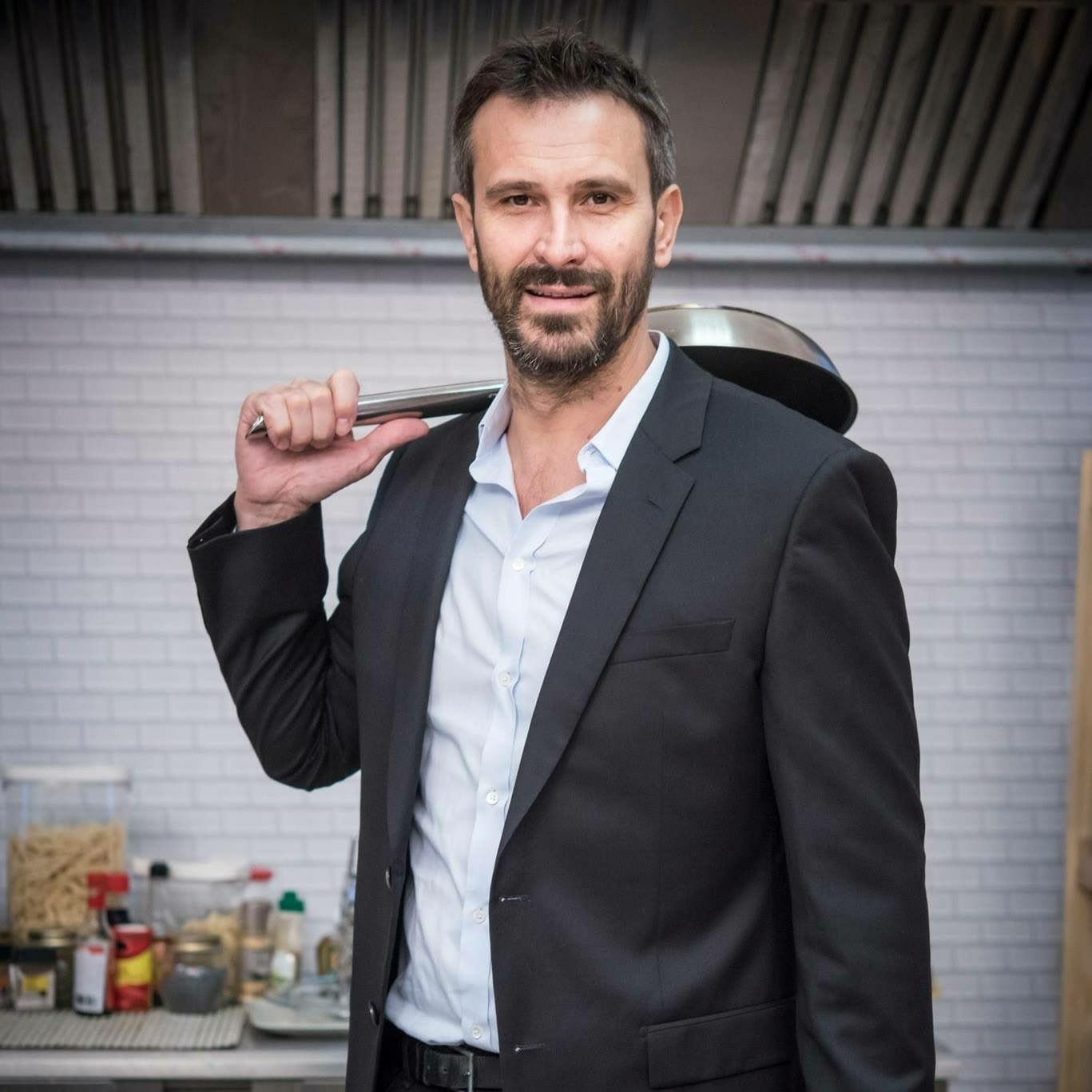 Nicolai Tand a supraviețuit cu mâncare pentru pisici. Viața neștiută a bucătarului: „Când ești flămând, e fantastică”