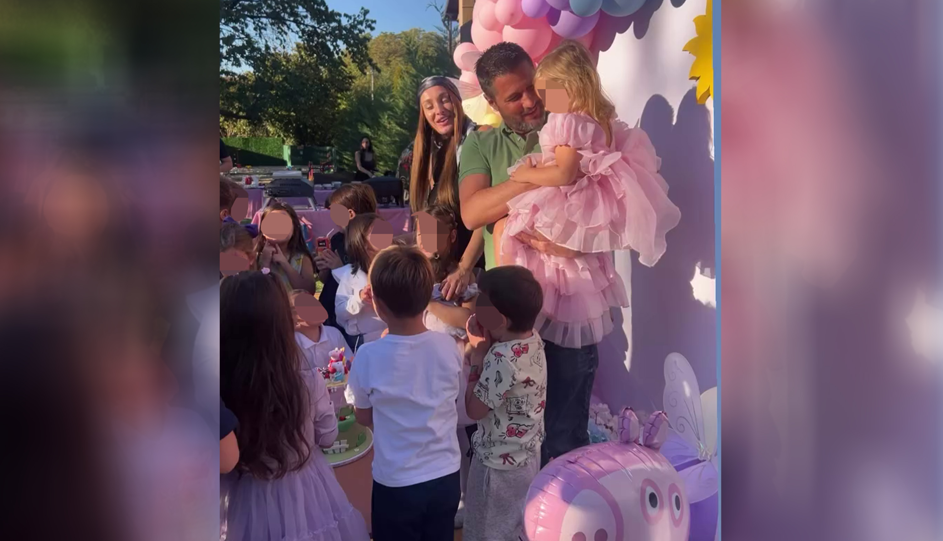 LUNA I MARKO DANAS SLAVE ĆERKI 3. ROĐENDAN Mala Lana u roze haljinici kao princeza: Ponosni tata drži slavljenicu dok dok duva svećice na torti