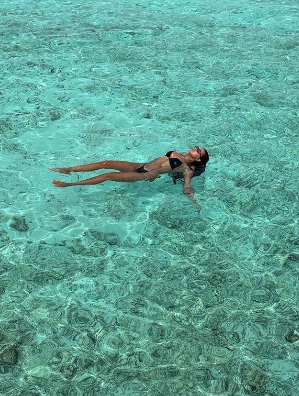 Imagini rare cu Antonia în costum de baie, după ce a zis că s-a îngrășat și are celulită