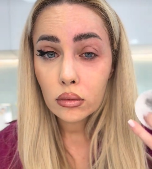 Cum arată Oana Monea nemachiată. Și-a șters make-up-ul în fața fanilor ei: „Aud mereu același lucru: «Ai riduri! De ce nu le injectezi»”