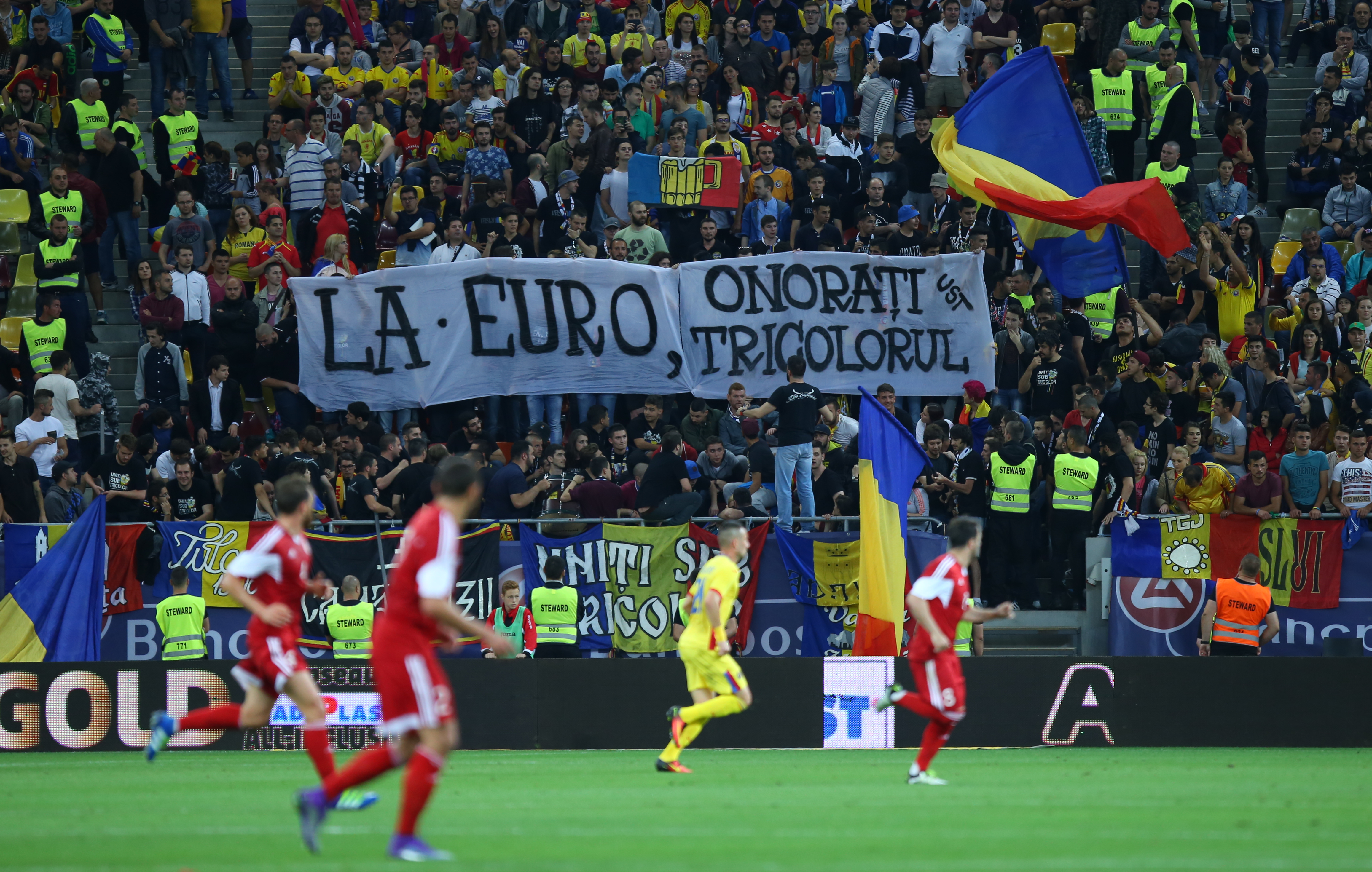 Euro 2016. România - Georgia 5-1. Ziua cadourilor! Start furibund: trei minute, două goluri! Stancu și Popa au lovit bara / FOTO&VIDEO