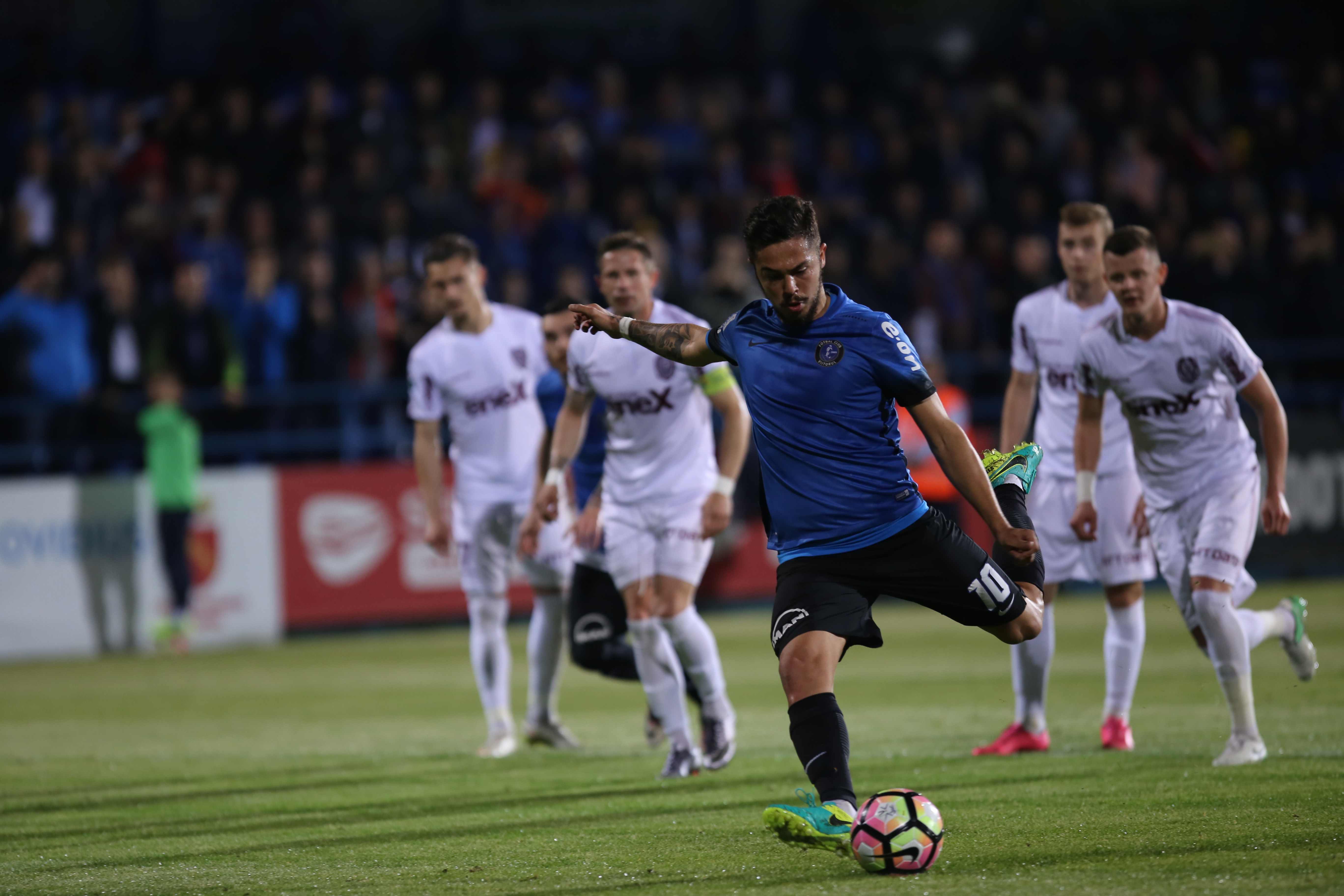 Liga 1, play-off, ultima etapă: Viitorul - CFR Cluj 1-0. Hagi va primi lovitura decisivă de la finul Becali: ”În 35 de zile, titlul va fi al nostru”! LIVE BLOG & GALERIE FOTO