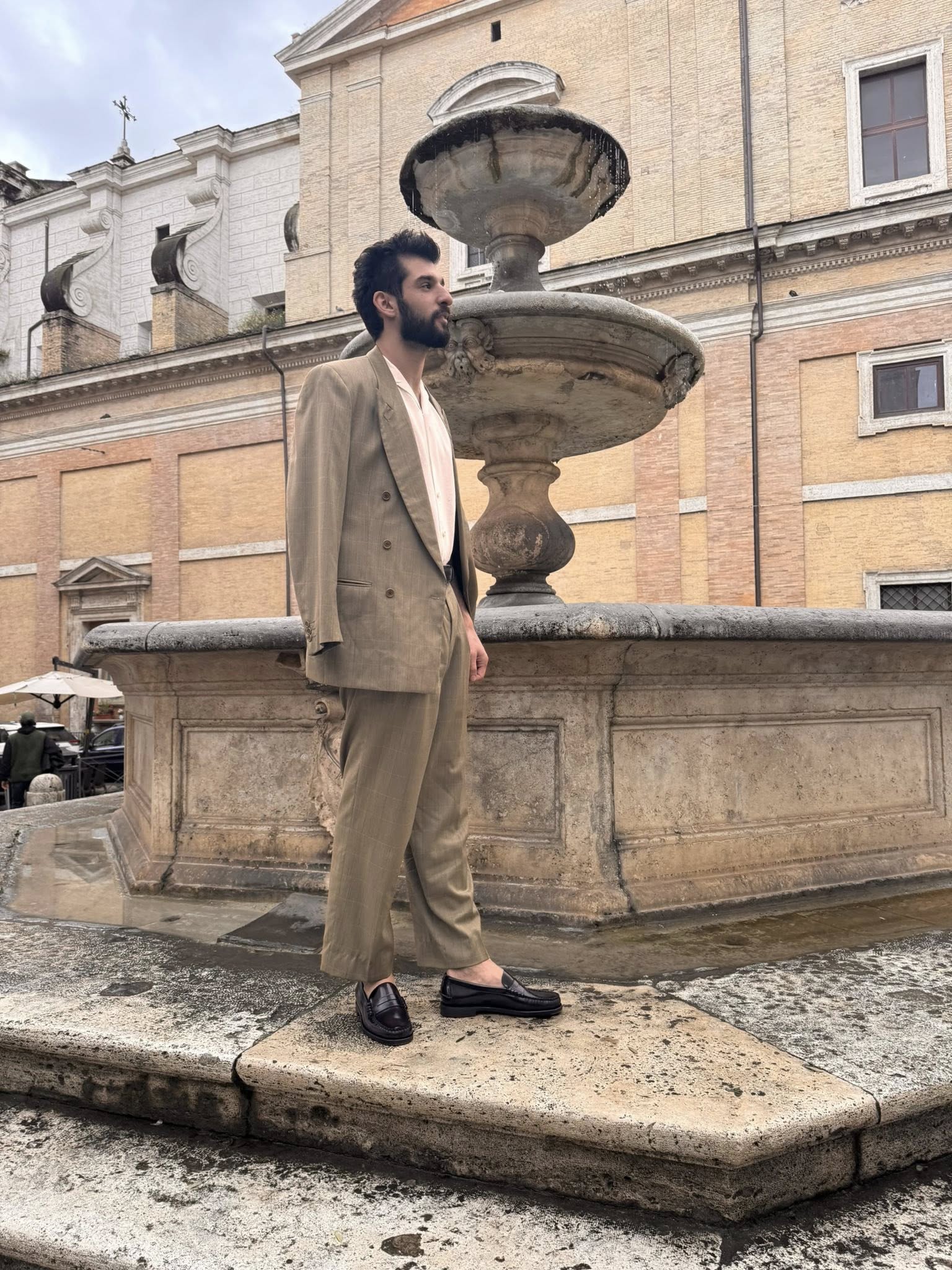 Mădălina Ghenea, surprinsă pe străzile din Roma alături de unul dintre jurații de la „Chefi la cuțite”. Fanii au reacționat: „Un cuplu super frumos”