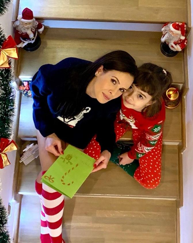 Imagini cu casa în care locuiește Livia Graur: „Am un stâlp de rezistență în mijlocul sufrageriei”