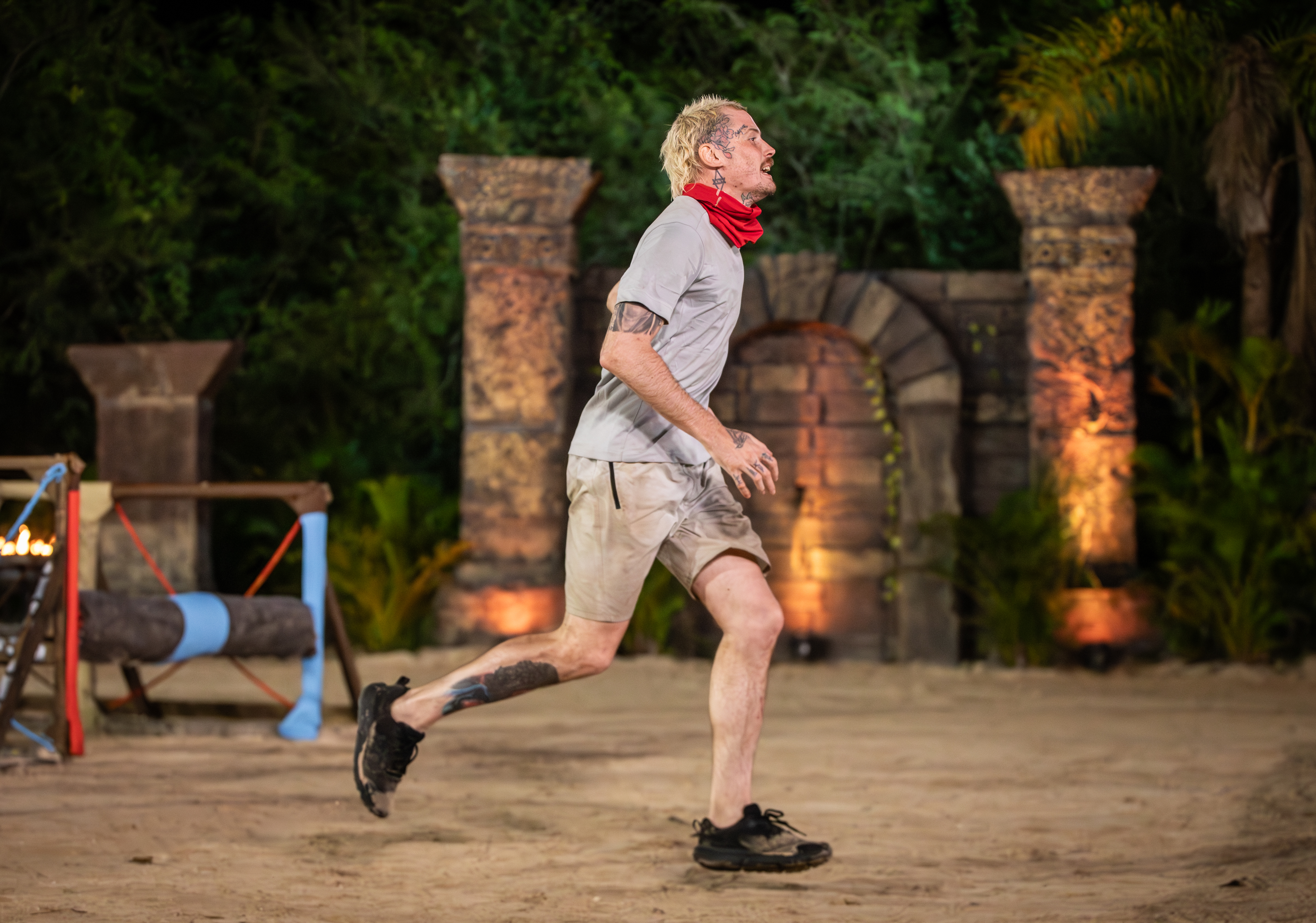 De la Survivor, pe scena Eurovision România 2026: „Am făcut foamea în junglă”. Cum sună melodia „Dor”, de la HVNDS