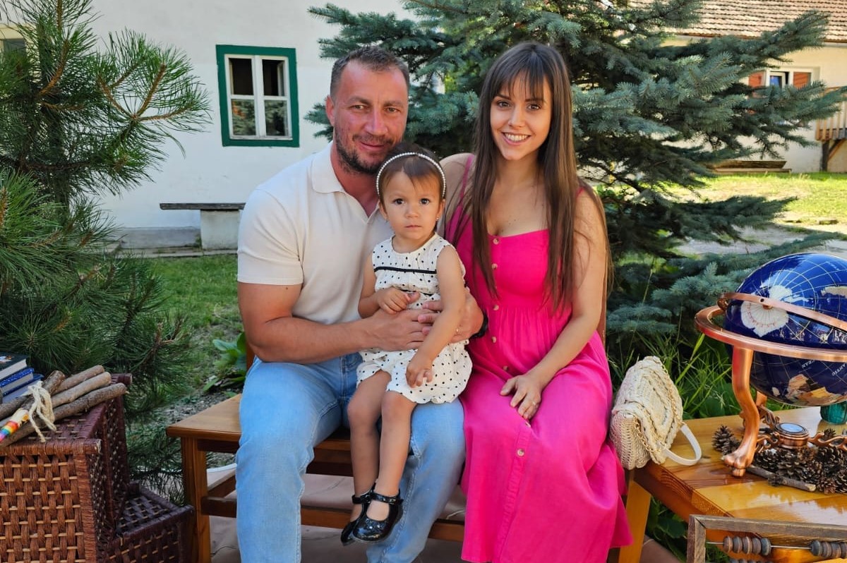 Mesajul transmis de Georgiana, soția lui Marian Godină, după ce Antena 1 a anunțat participarea lui la Survivor România 2026: „Fără uniformă, fără tastatură”