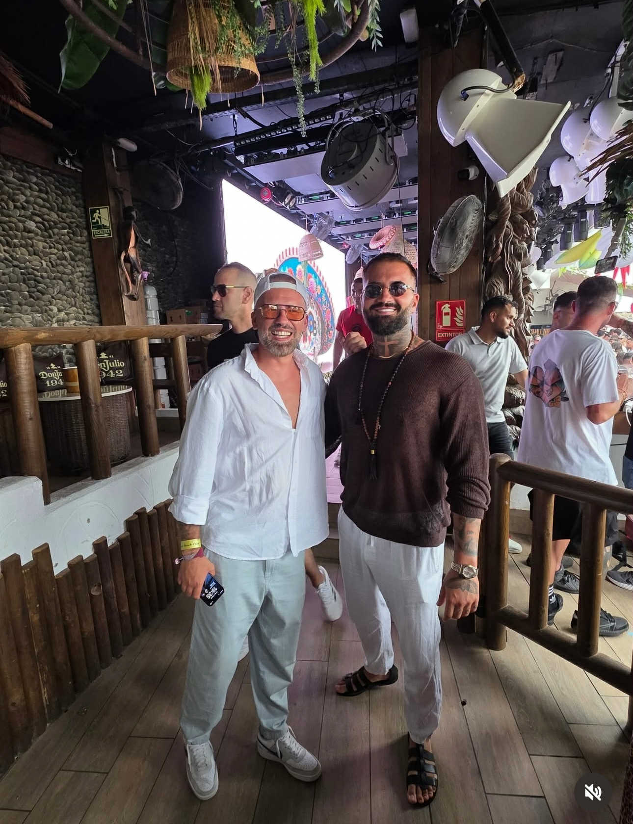 Florin Ristei s-a întâlnit cu Marcel Andrei, fostă ispită la „Insula Iubirii”, în Tenerife. Ce au făcut împreună: „Stați liniștiți”