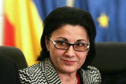 Atunci și Acum: Ecaterina Andronescu, fostul ministru al Educației care a scăpat după 4 ani de dosarul penal și a fost înlăturată din conducerea PSD