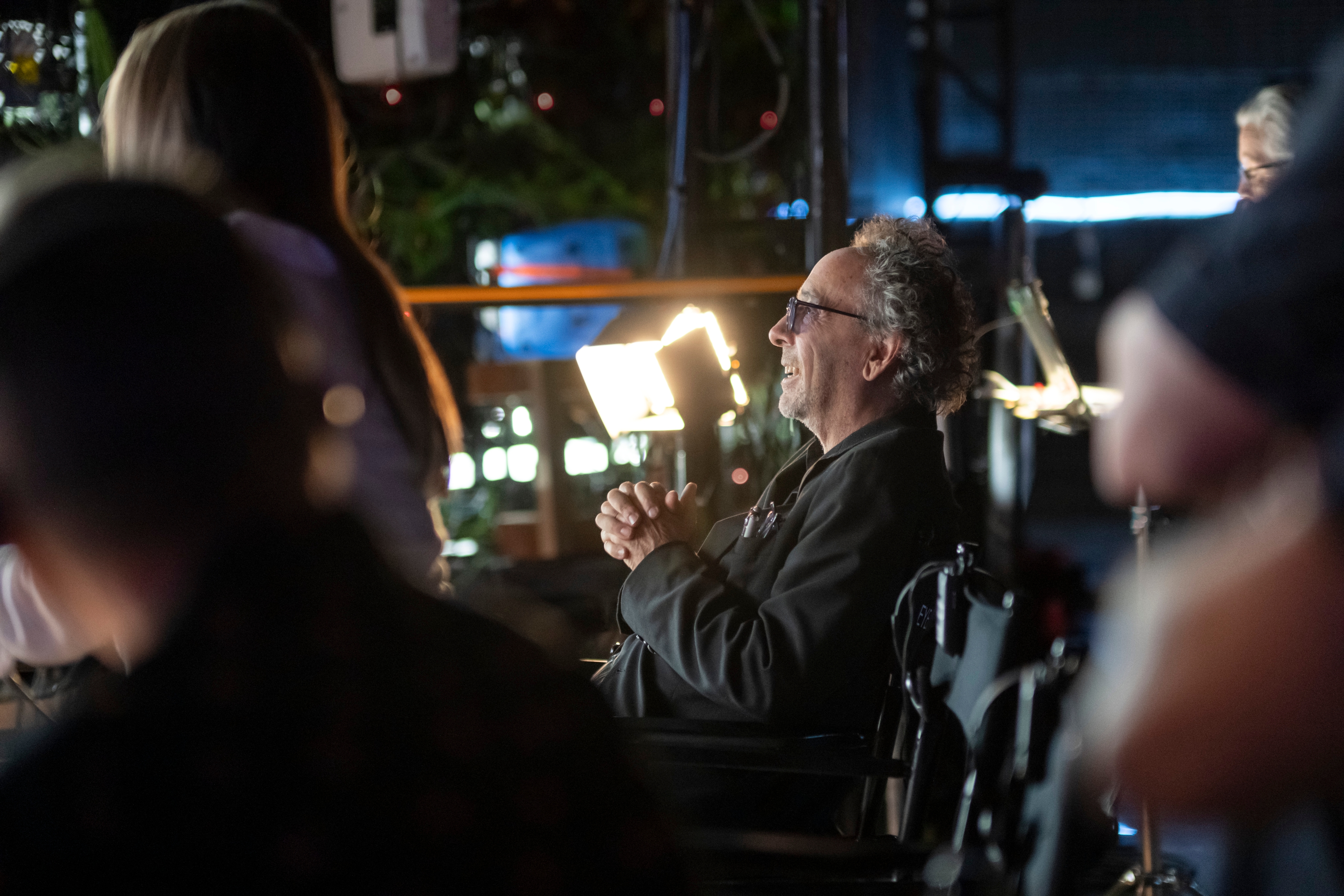 Tim Burton, despre schimbările din sezonul 2 al serialului Wednesday. Cum a fost să filmeze în Irlanda, după ce a renunțat la România