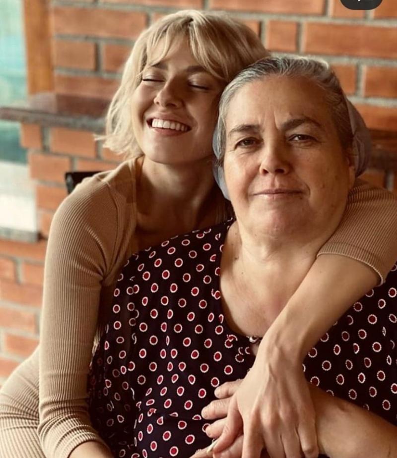 Lidia Buble a izbucnit în lacrimi pe internet. Ce se întâmplă cu artista: „M-au rupt în miliarde de bucăți”