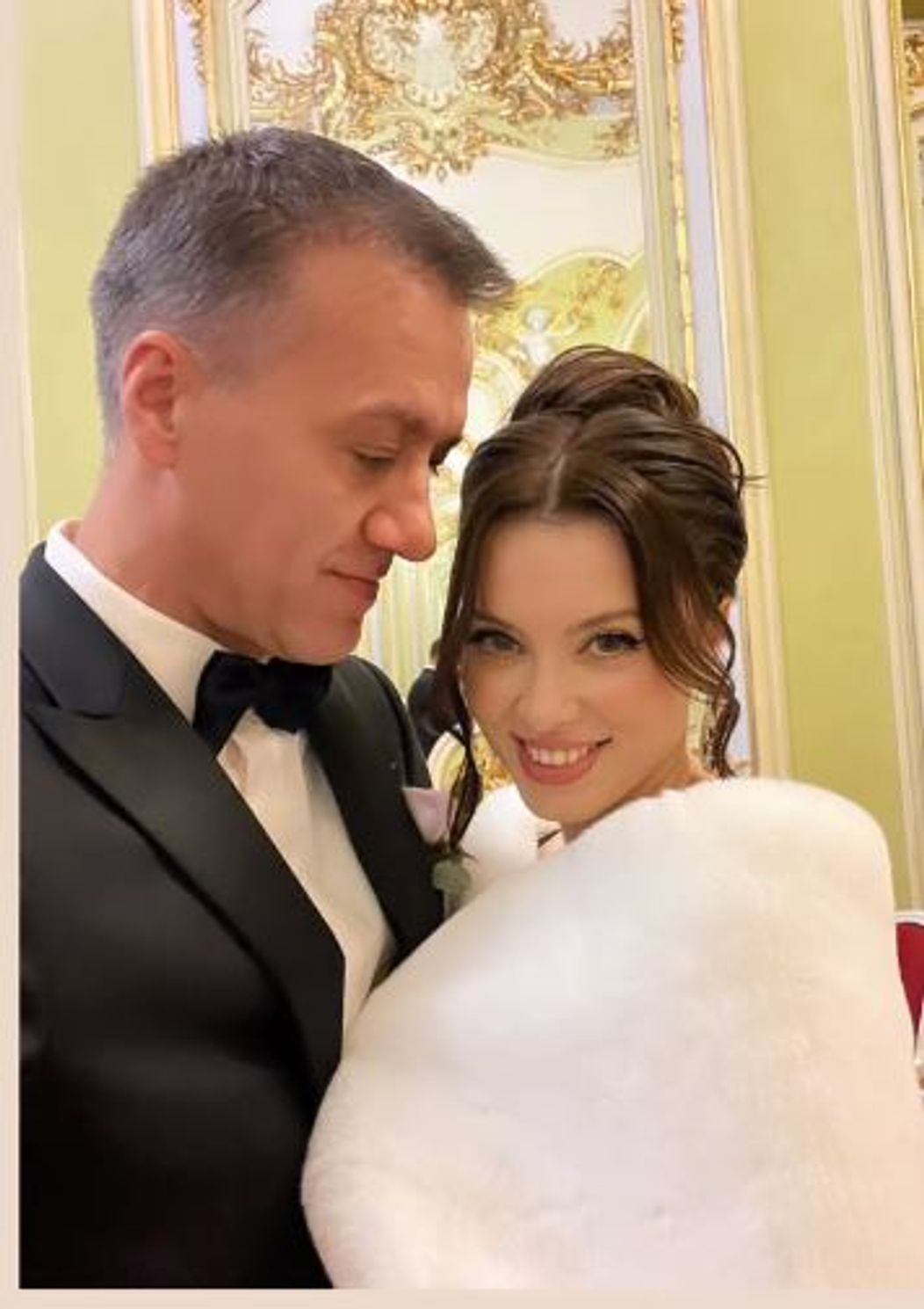 Anca Dumitra este însărcinată cu primul copil. Geanina din Las Fierbinți a publicat primele imagini cu burtica de gravidă