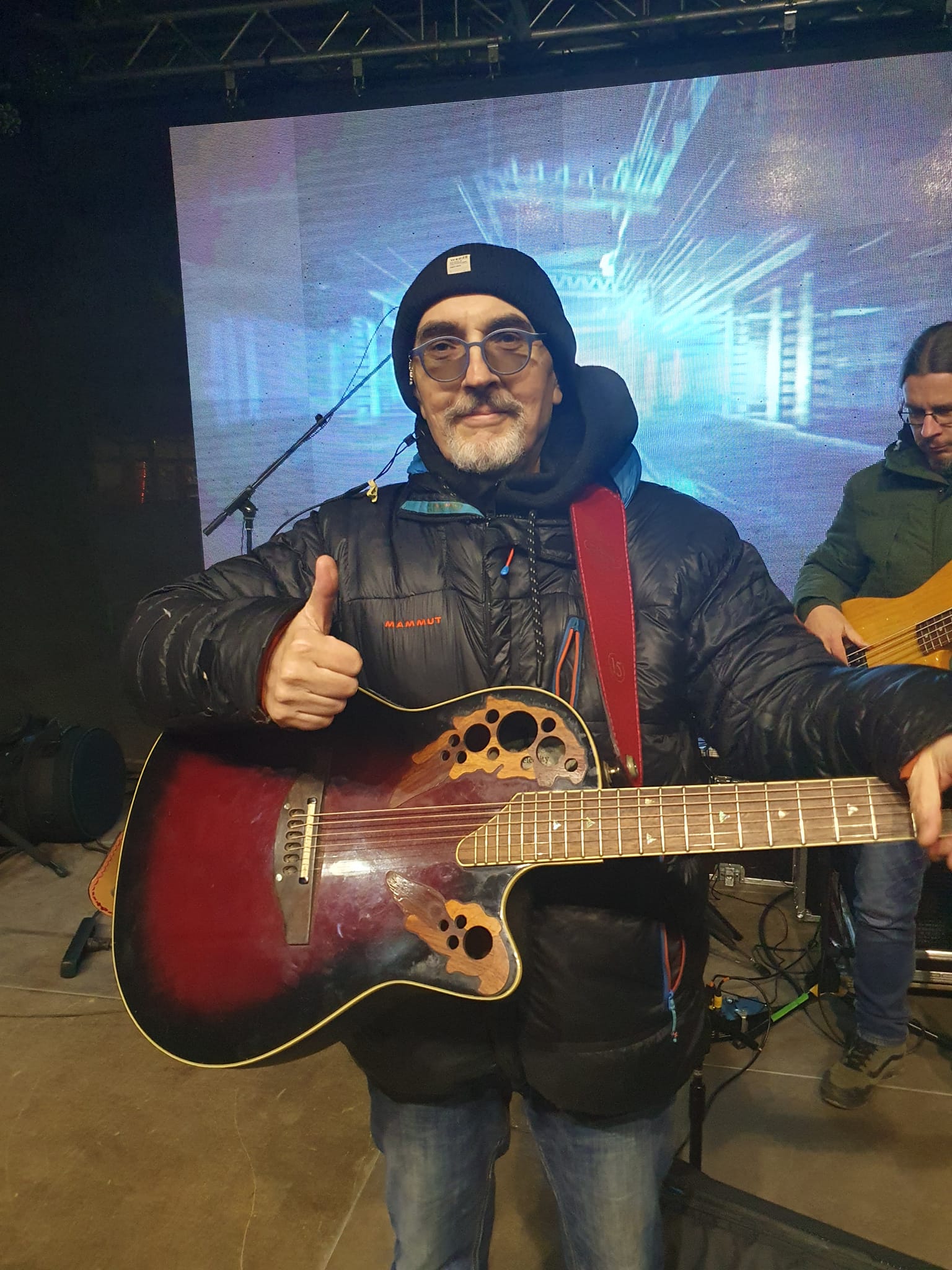 Dan Teodorescu, mesaj dur pentru Cristian Tudor Popescu, după ce jurnalistul l-a criticat pe David Popovici că și-a cumpărat un bolid de 120.000 de euro. „Bătrânețea e oricum urâtă”