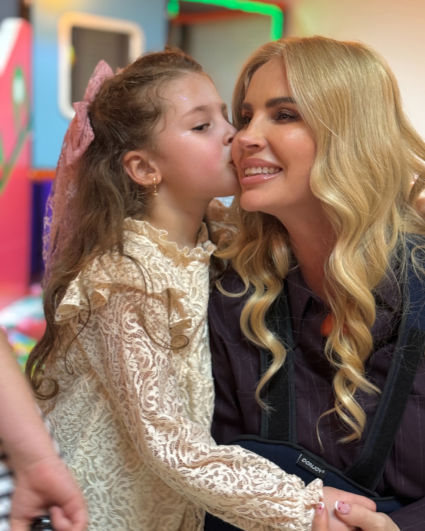 Cum arată Sofia, fiica Andreei Bănică, la 16 ani. A moștenit frumusețea mamei sale
