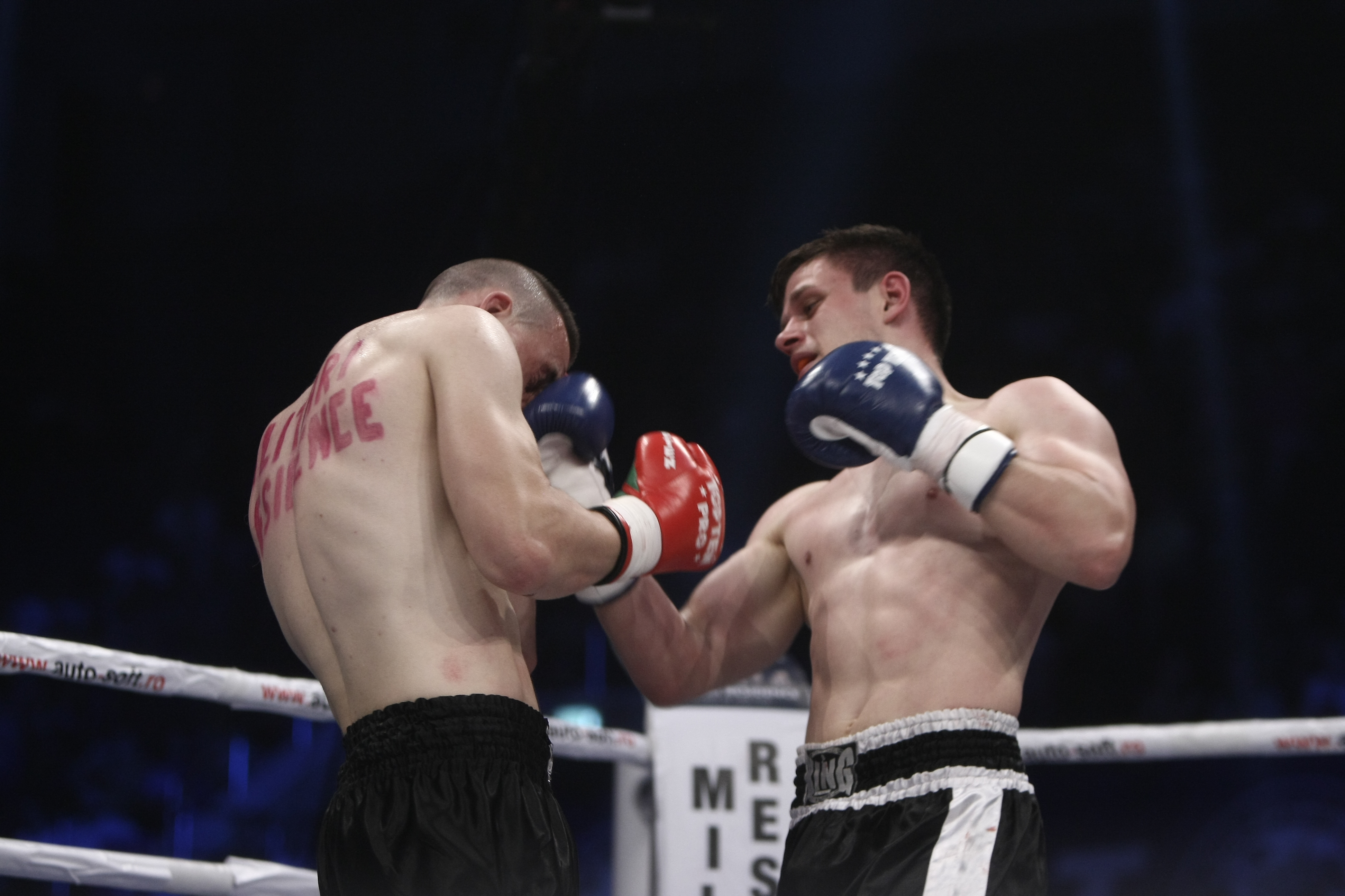 SUPERKOMBAT BUCUREȘTI: REZULTATE, GALERIE FOTO și VIDEO