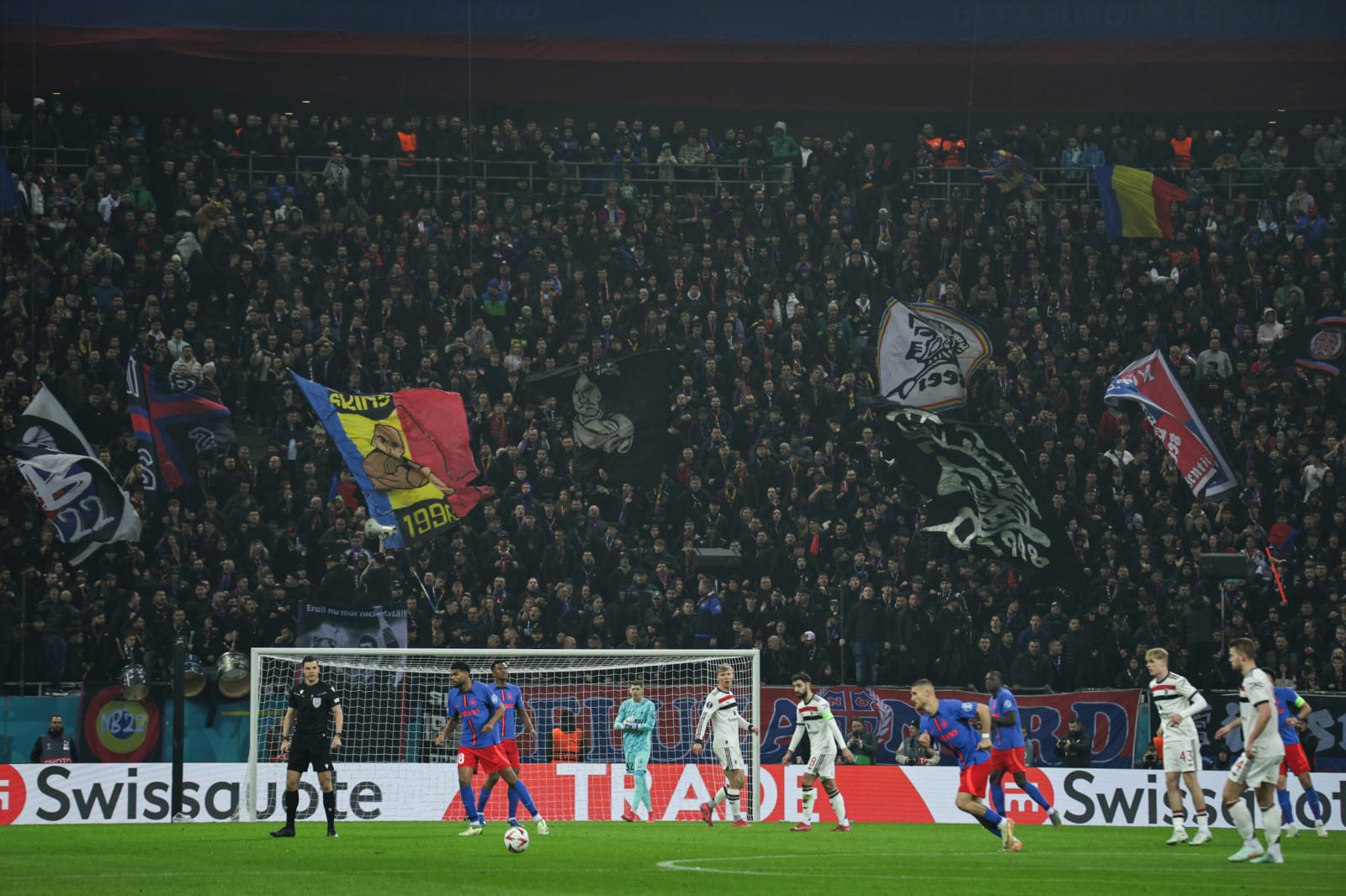 Ce făcea Dan Negru în timp ce FCSB pierdea cu Manchester United: „În loc să mă uit la meci”. Unde a fost prezentatorul TV