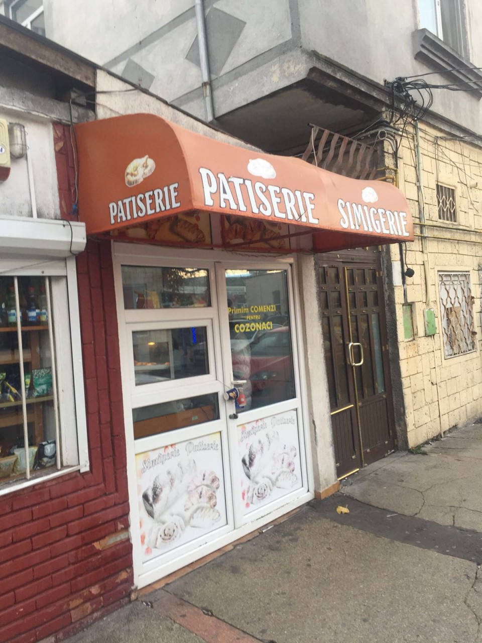 Gândaci la o patiserie din Constanța. Mizerie de nedescris în prag de sărbători | FOTO&VIDEO