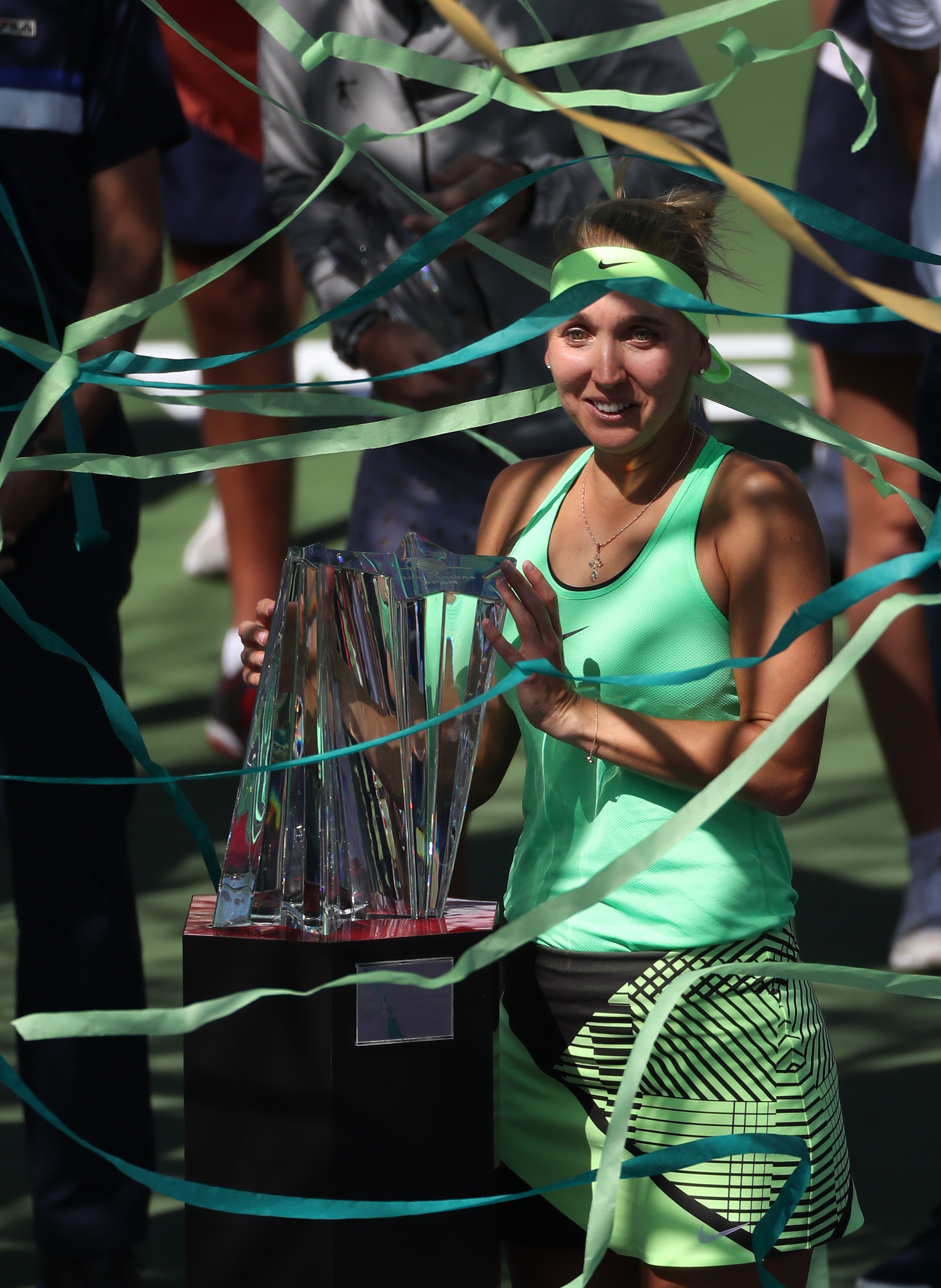 Roger Federer a câștigat turneul de la Indian Wells. L-a bătut pe Stan Wawrinka și a ajuns la al 90-lea turneu câștigat în carieră / FOTO
