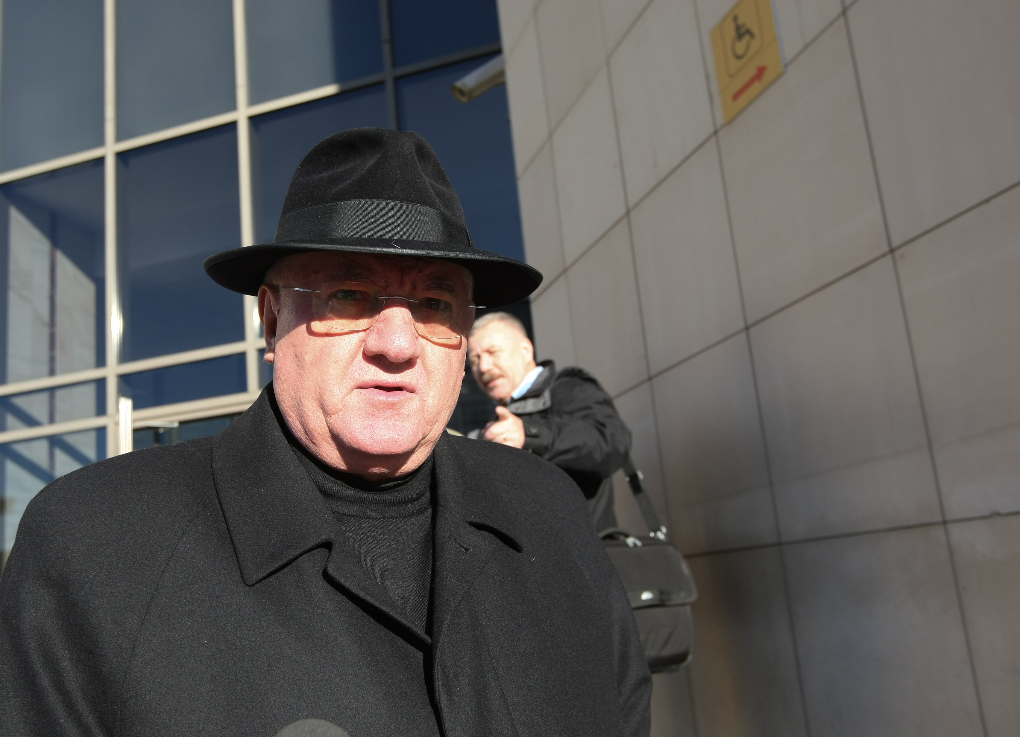 Dumitru Dragomir și Mircea Sandu, chemați iarăși la tribunal, să dea cu subsemnatul în dosarul dezafilierii Craiovei / GALERIE FOTO