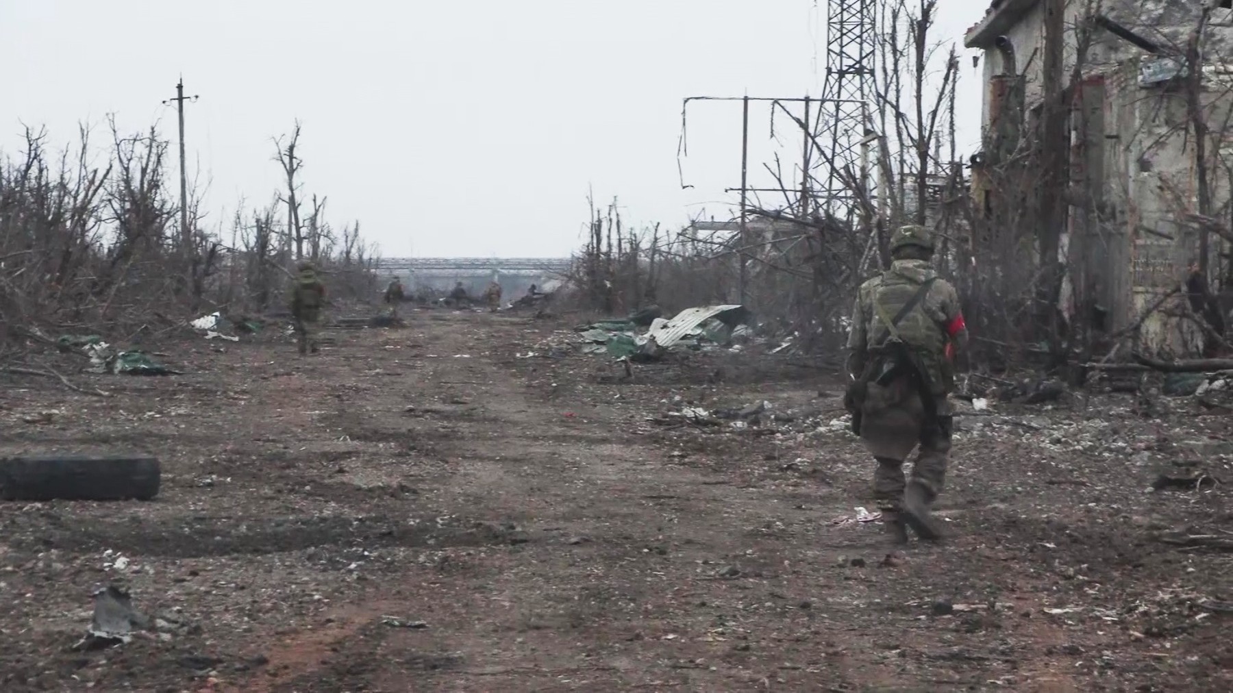 Imagini cu ce a rămas din orașul Avdiivka, aflat acum sub controlul rușilor, după luni de asalt și bombardamente