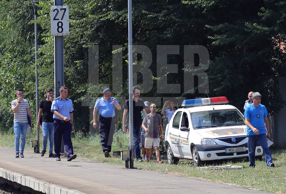 EXCLUSIV/ Sinucidere și crimă la Brănești. Mama și-a împins fata cea mare în fața trenului, pe cele doua mici le-a luat în brațe și a sărit pe șine!