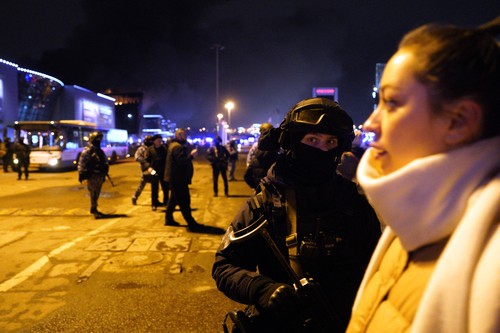 Supraviețuitorii masacrului de la Moscova povestesc cum au reușit să scape din "coșmar": "Toată lumea țipa, toată lumea fugea"
