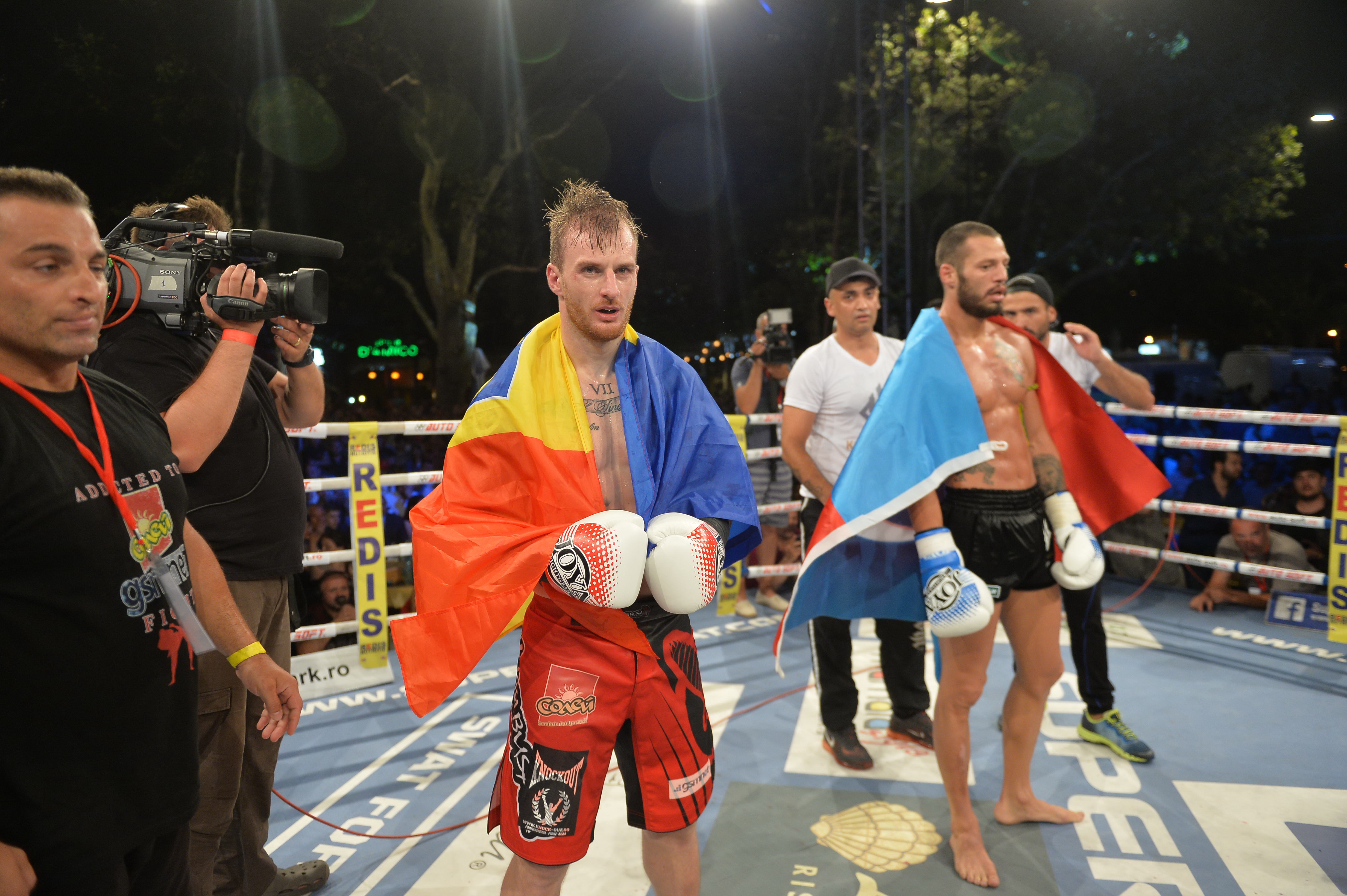 Andrei Stoica îşi păstrează centura de campion mondial / GALERIE FOTO&VIDEO