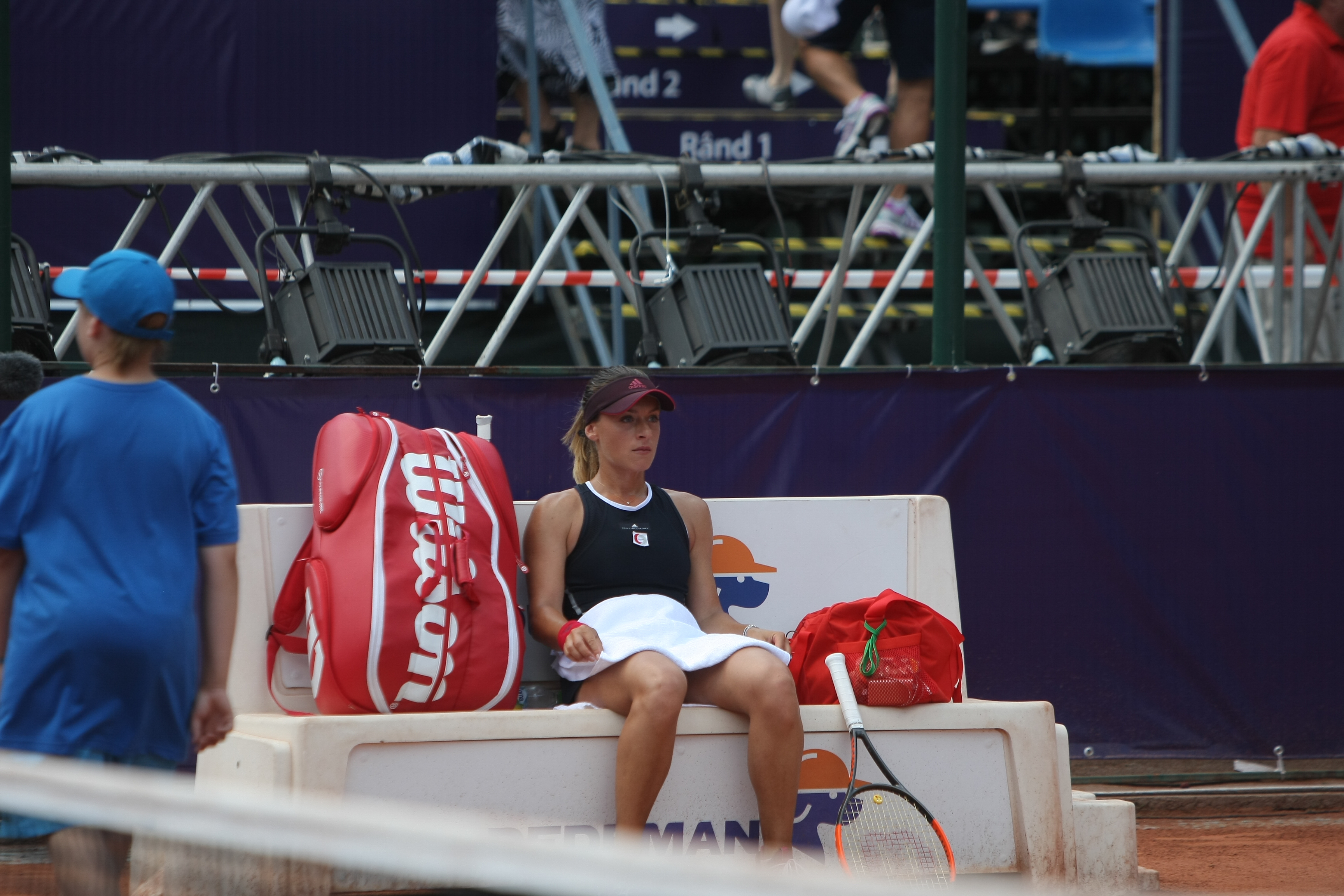 BRD Bucharest Open, ziua a doua. Cîrstea, învinsă de Ana Bogdan. Imagini de la meciul zilei. Begu, Ruse și Dulgheru merg mai departe / GALERIE FOTO