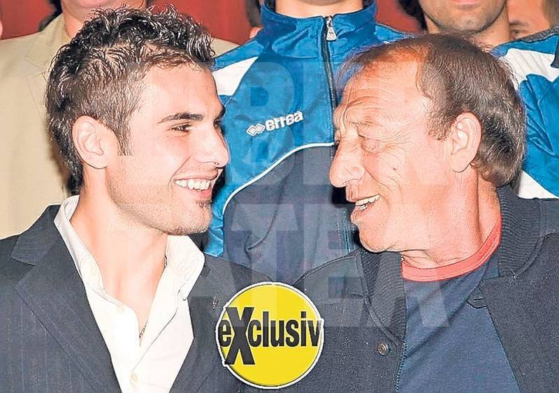 Imagini puţin cunoscute din viaţa şi cariera lui Adrian Mutu. Briliantul, cum nu l-aţi mai văzut niciodată