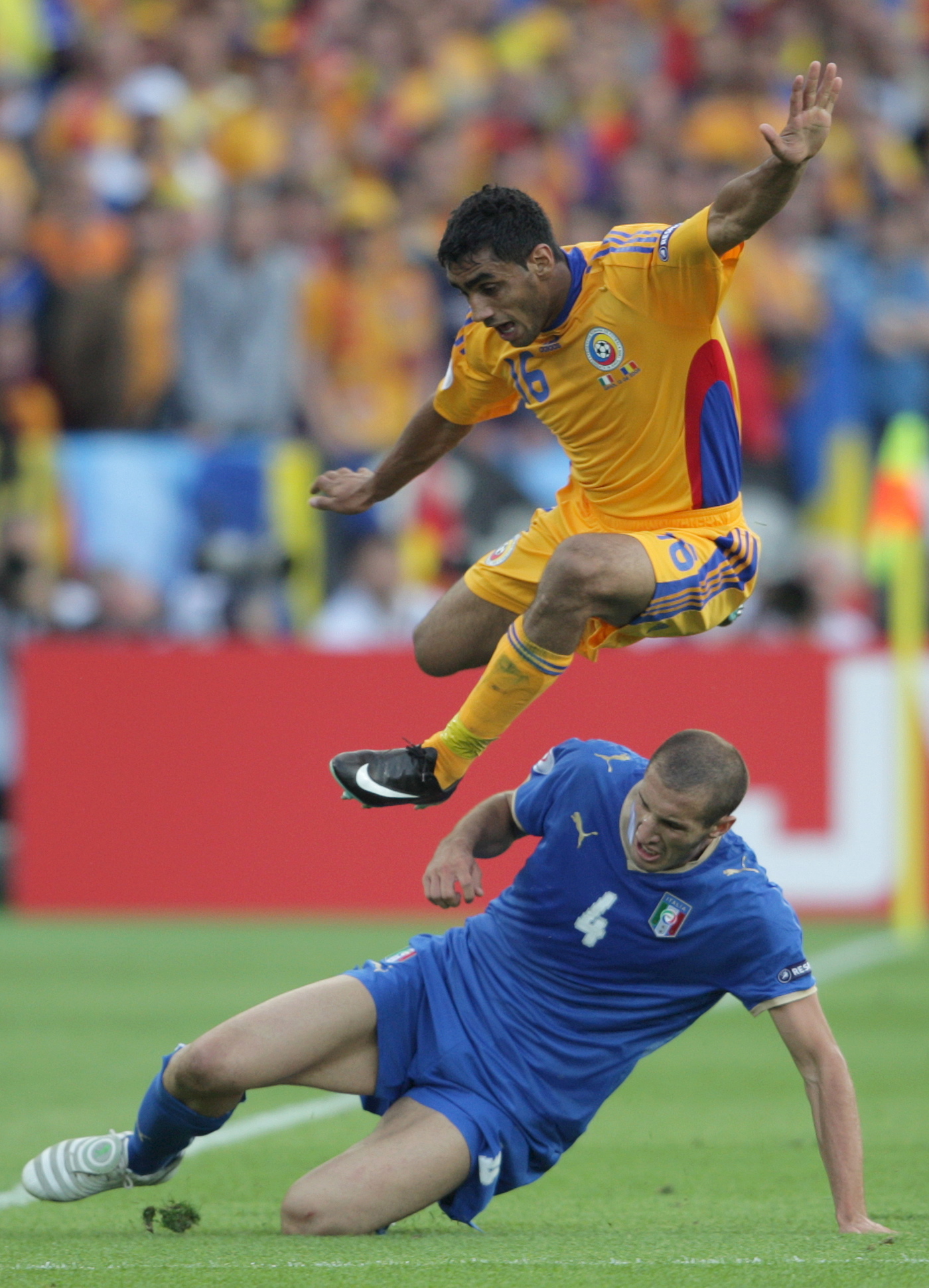 ”Liga reșapaților” pentru Euro 2016. ^Opt tricolori care au fost la Euro 2008 joacă în Liga I. Ce șanse au să prindă și turneul final din Franța