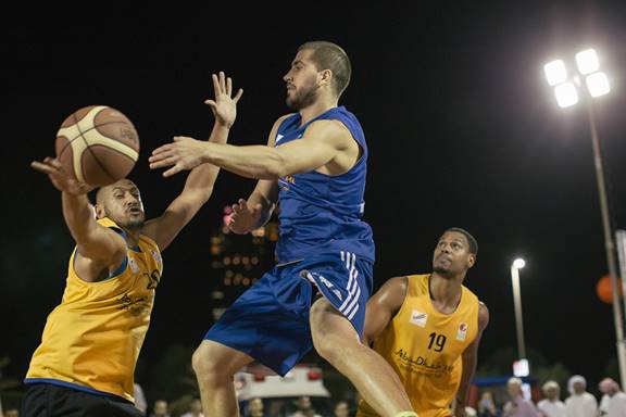 Angel Santana i-a cucerit pe arabi