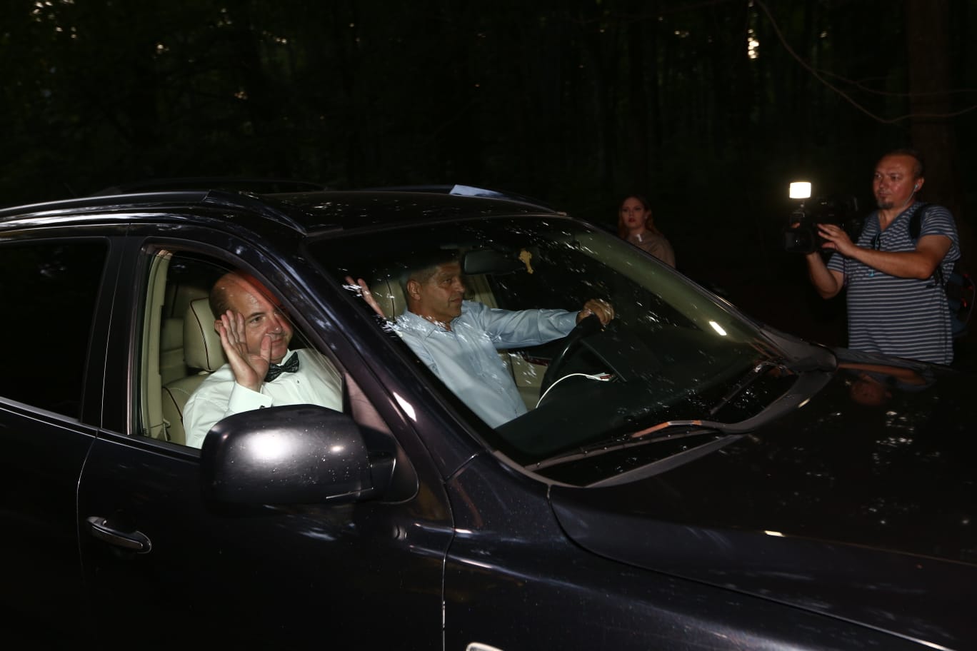 FOTO | Accesul spre Palatul Snagov, restricționat pentru nunta fiului lui Liviu Dragnea. Sute de politicieni, la eveniment