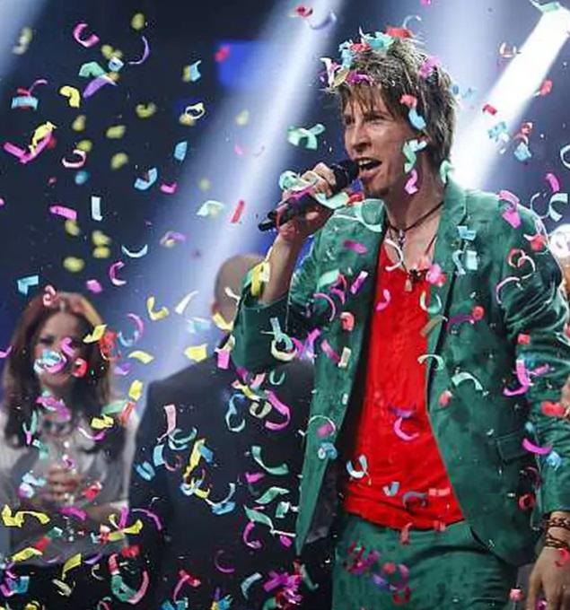 Tudor Turcu, câștigătorul „X Factor” în 2012, a făcut show pe scena de la „Vocea României” 2025. Pe cine a ales ca antrenor. „Are o voce fantastică”