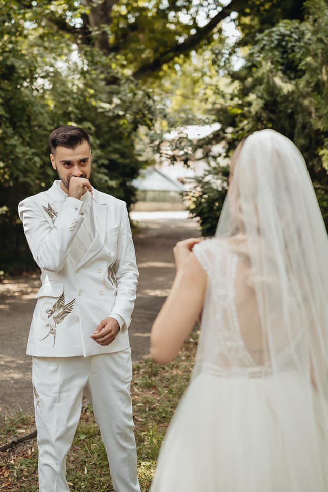 Liviu Teodorescu, declarații sincere despre căsnicia lui. Artistul și Iulia au făcut nunta după 11 ani de relație. „Fiecare a vrut să mai experimenteze”