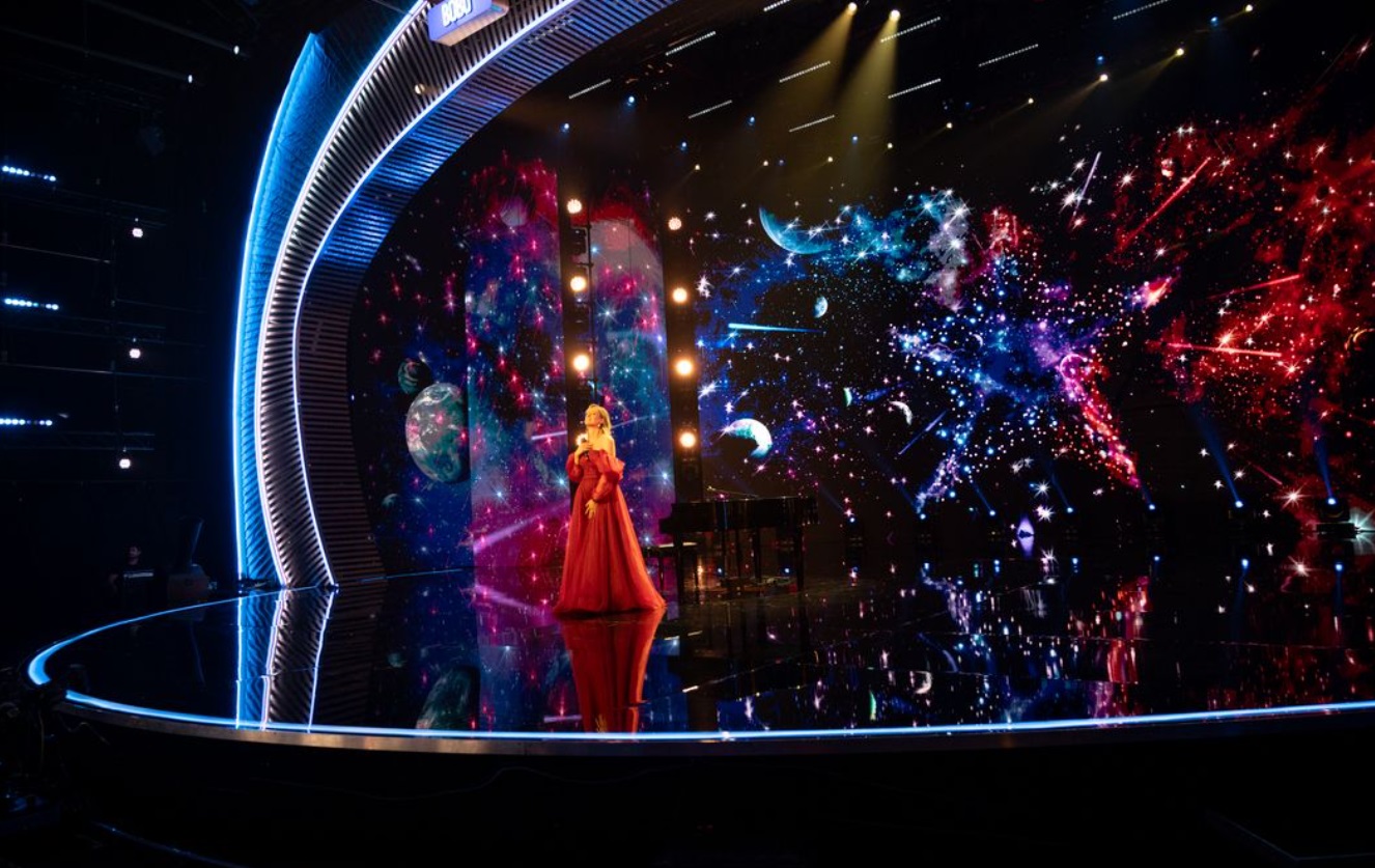 Cine e Violeta Botezatu, care a primit Golden Buzz la „Românii au talent” de la Andi Moisescu. Cântă la acordeon, la pian, la cobză, dar și operă