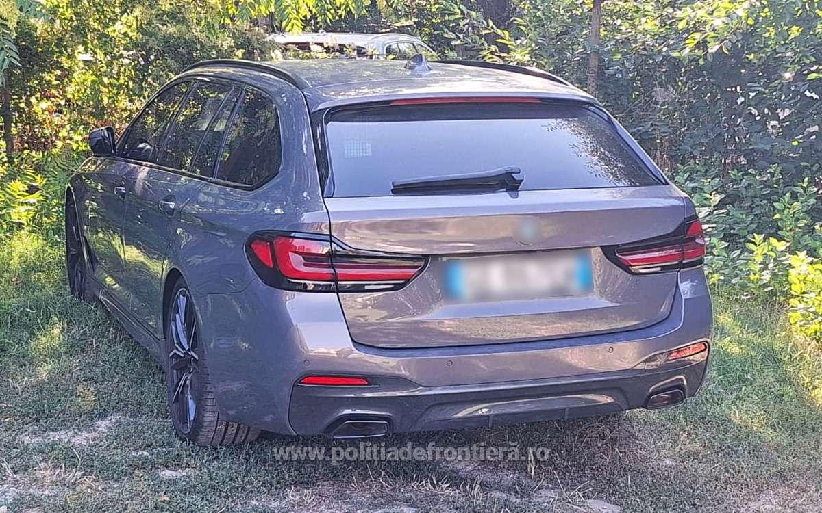 Doi șoferi moldoveni au încercat să treacă vama spre România, dar au rămas fără mașinile de 200.000 de lei. Erau căutate în Belgia și Spania