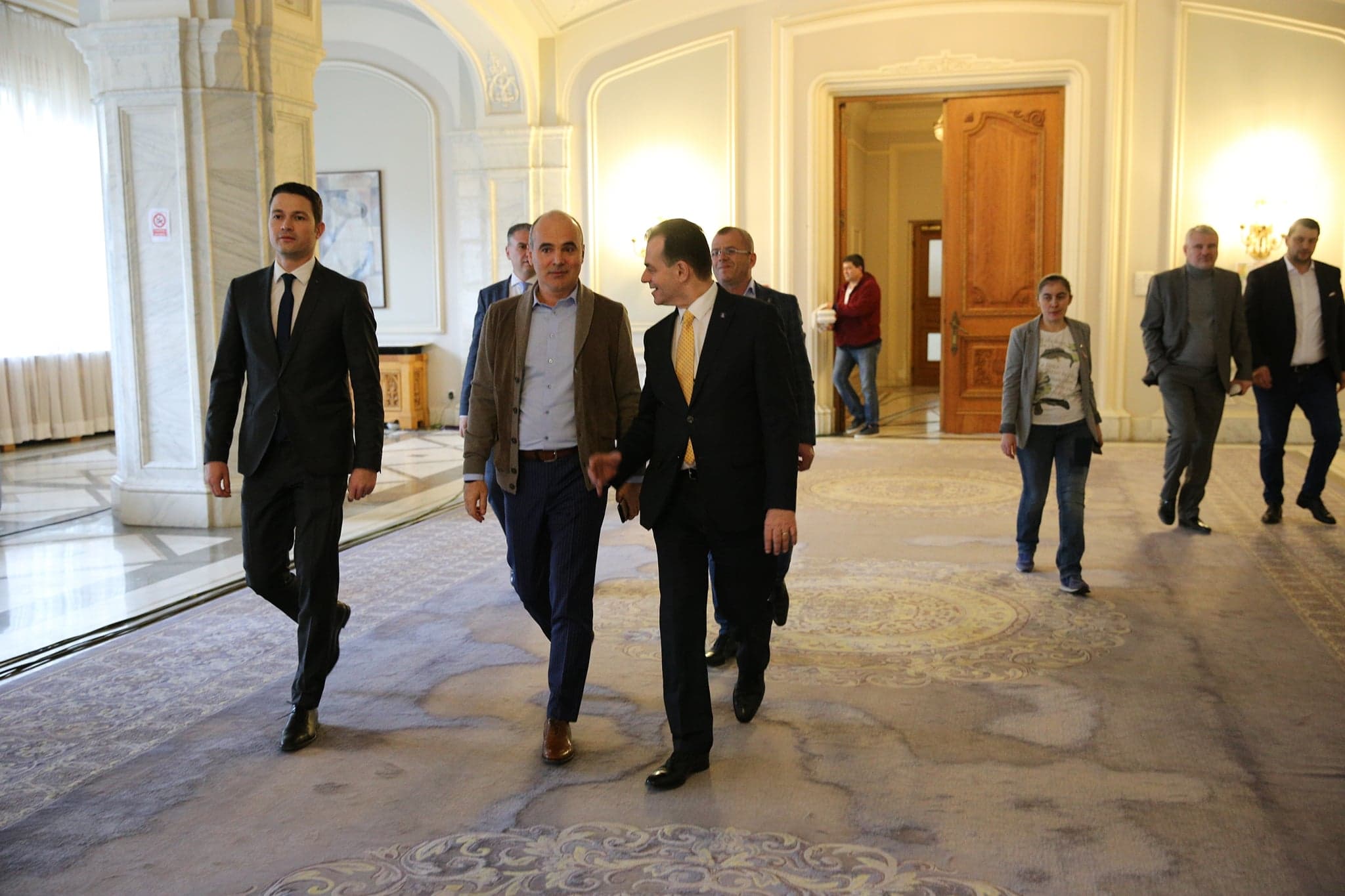 FOTO|  PNL a validat lista candidaţilor la europarlamentare, cu Rareş Bogdan, cap de listă. Orban: "Este un campion al luptei împotriva minciunii"