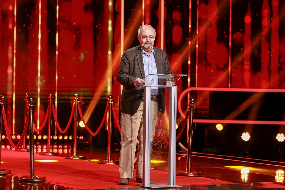 Teo a renunțat la munca de birou pentru a fi comediant: „Eu muncesc de nu mai pot și câștig într-o lună cât fac cu stand-up-ul într-un weekend”