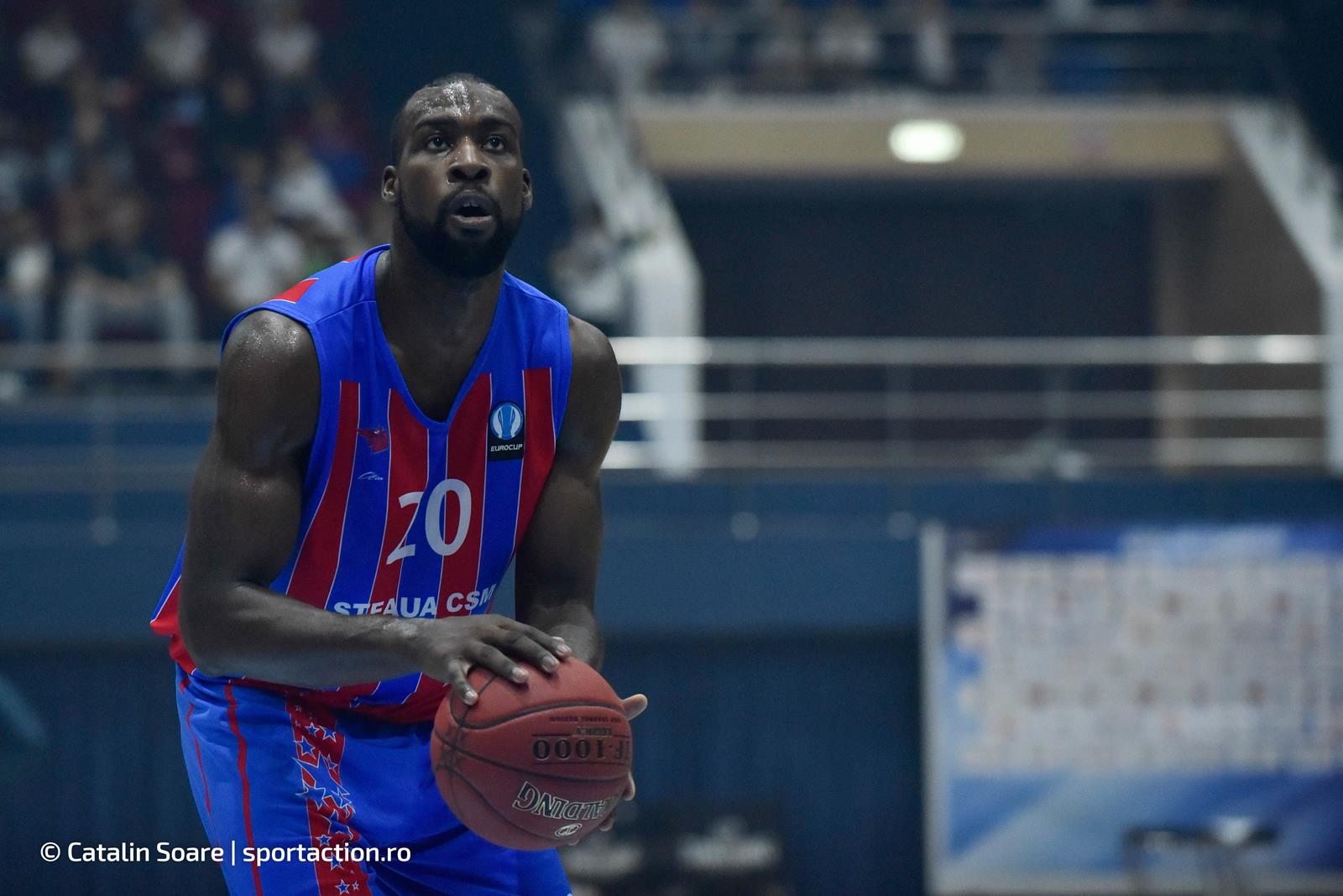 Eurocup: Steaua - Trabzonspor 76-71. ^Galeria boicoteză FCSB-ul, dar a făcut show la baschet