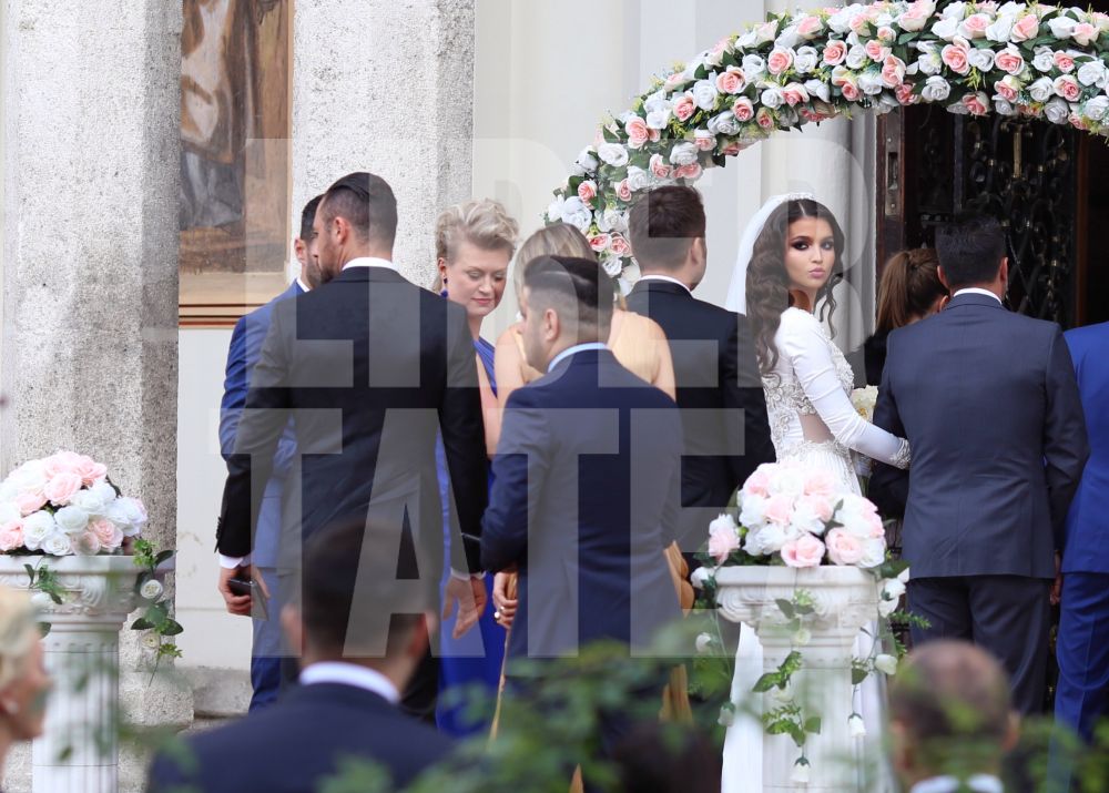 FOTO EXCLUSIV | Primele imagini de la nunta lui Adrian Mutu cu Sandra. Cum au arătat ginerele și mireasa