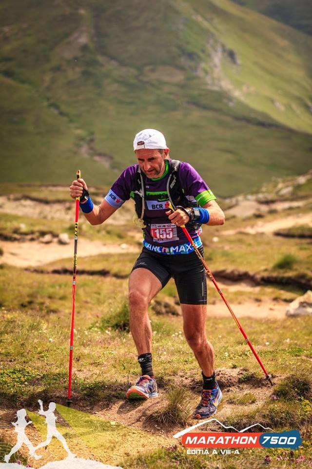 Aleargă pe munți în ritm nebun! Daniel Stroescu și Radu Milea nu ratează niciun podium la concursurile de alergare montană / GALERIE FOTO