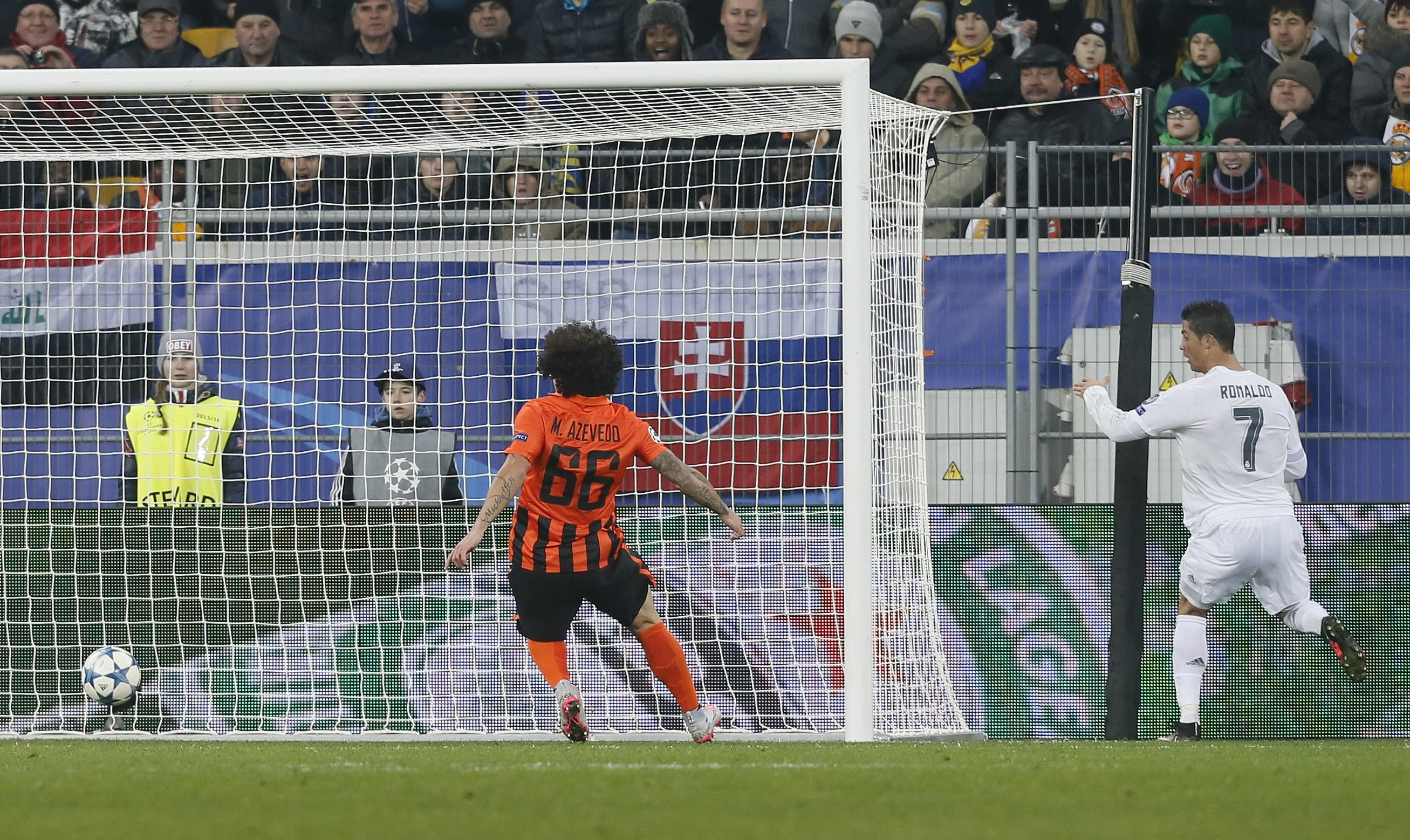 Liga Campionilor. Mircea Lucescu și “minerii” lui, meci nebun cu șapte goluri cu Real Madrid. Scor-fluviu și la Malmo - PSG. Noaptea porților deschise: 27 de reușite. Di Maria, golul 7.000 în UCL / GALERIE FOTO&VIDEO