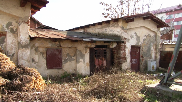 Paragină în fostele gări regale din Argeș și Dâmbovița, înainte de înmormântarea Regelui Mihai