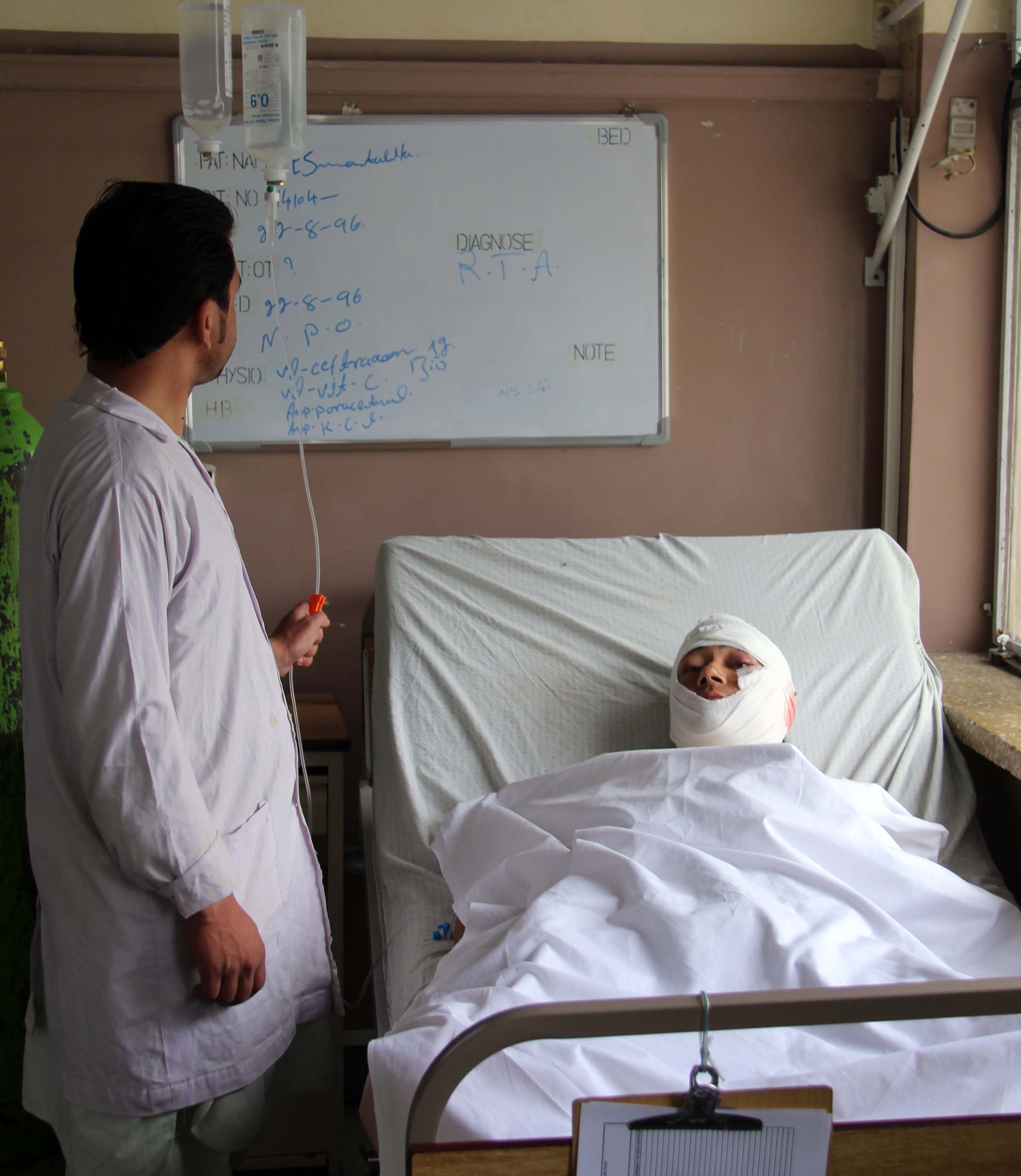 GALERIE FOTO | Cine sunt soldații români răniți în Afganistan