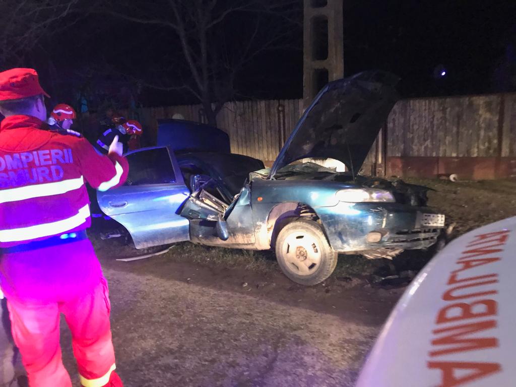 Un tată și fiul său de nouă ani au scăpat cu viață în mod miraculos dintr-un accident cumplit| FOTO/VIDEO