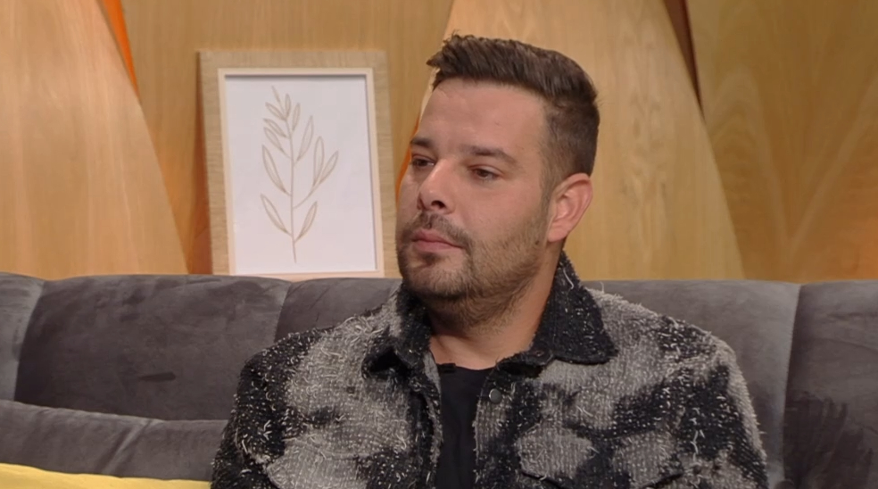 Kiss Ádám az édesanyjáról és a fizetéséről: "Nyilván nem fogta fel ép ésszel, hogy valaki azzal keres, hogy hülyeségeket beszél"