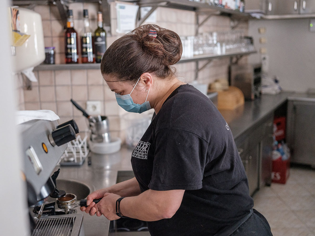 Cum arată ieșirea din izolare pentru românii din diaspora. O patroană din Portugalia și-a redeschis restaurantul după șase săptămâni: „Cât să-mi plătesc datoriile”