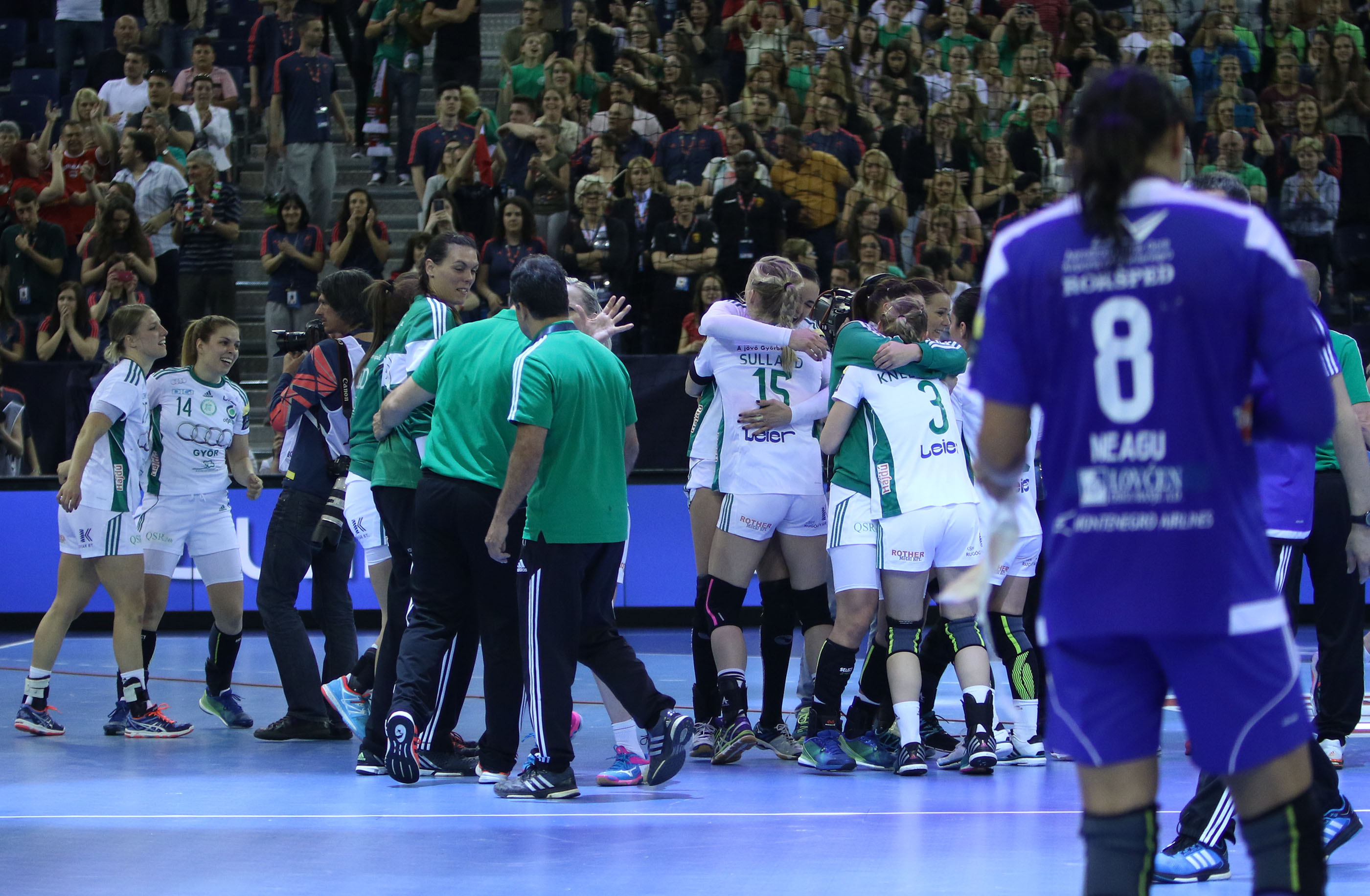 Handbal feminin, Final Four: Suntem finalişti! CSM București a învins Vardar și va juca pentru trofeul Champions League, cu Gyor / GALERIE FOTO