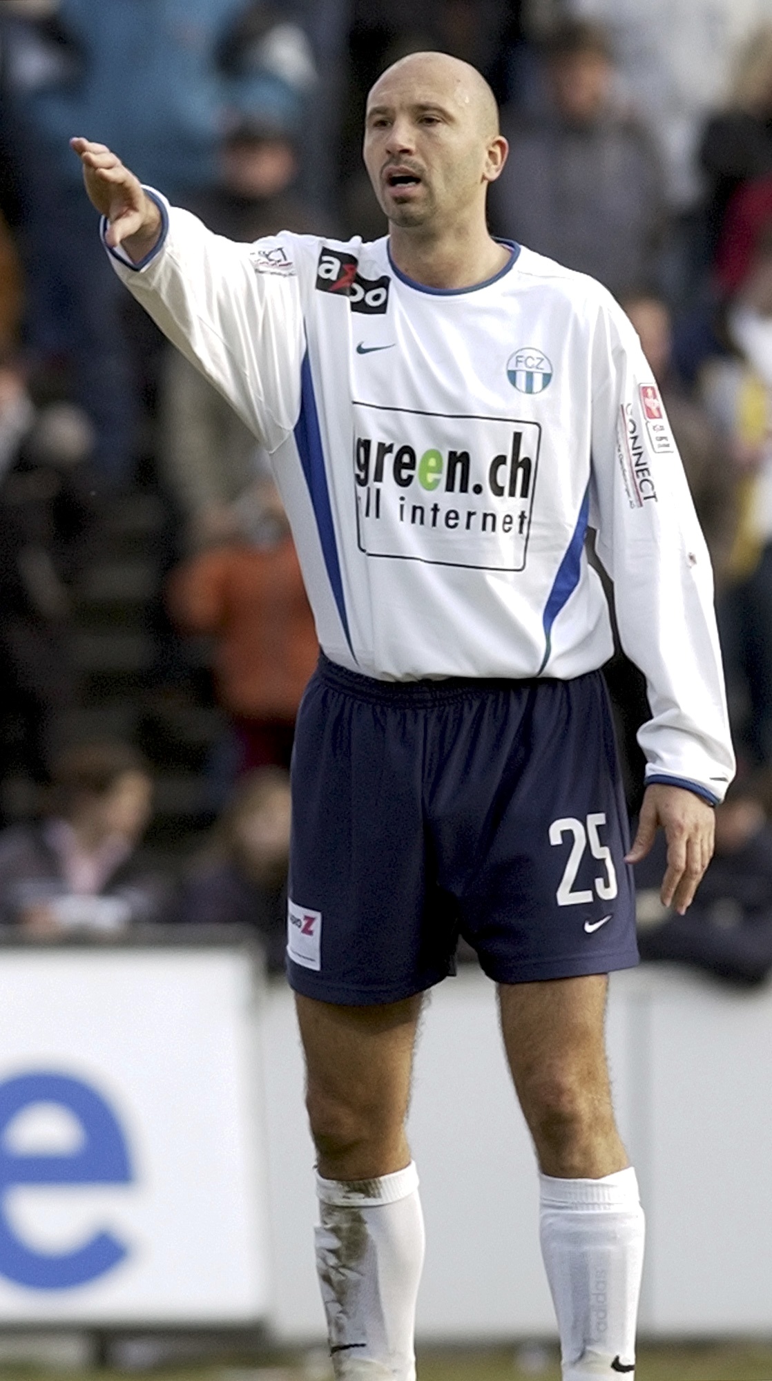 Liga Europa. FC Zurich - Steaua (joi, 22.05, Dolce, Pro TV). Alex Herlea, fundaș româno-elvețian de la FCZ, anticipează viață grea pentru băieții lui Reghe: ”Va fi 1-0 sau 1-1!” | FOTO