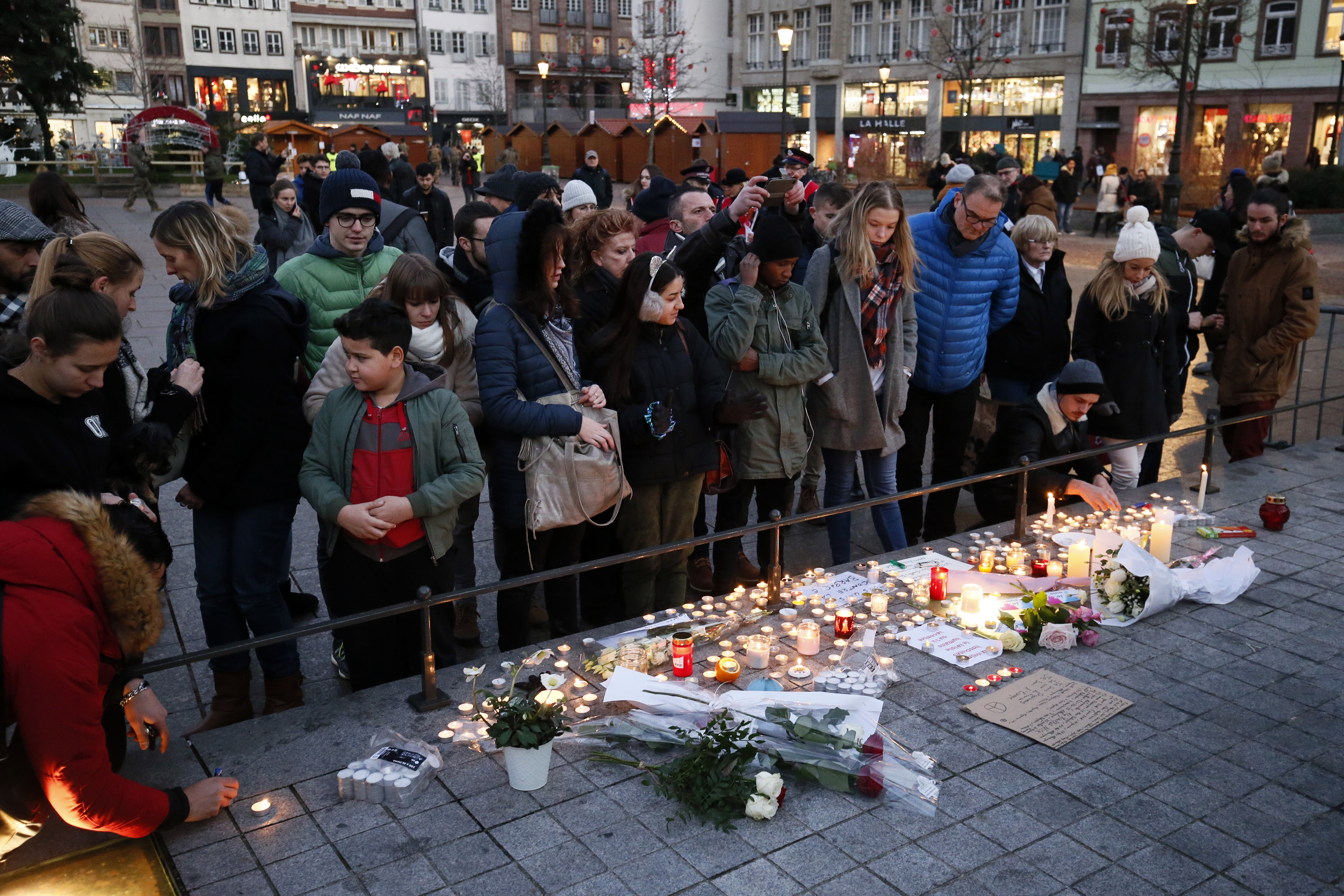 A crescut numărul morților, după atacul de la Strasbourg. Cinci răniți sunt în stare gravă