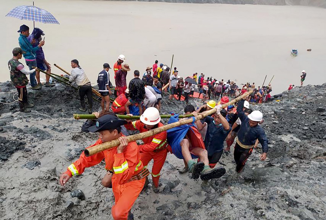 GALERIE FOTO | Cel puţin 113 persoane au murit într-un accident produs într-o mină din Myanmar